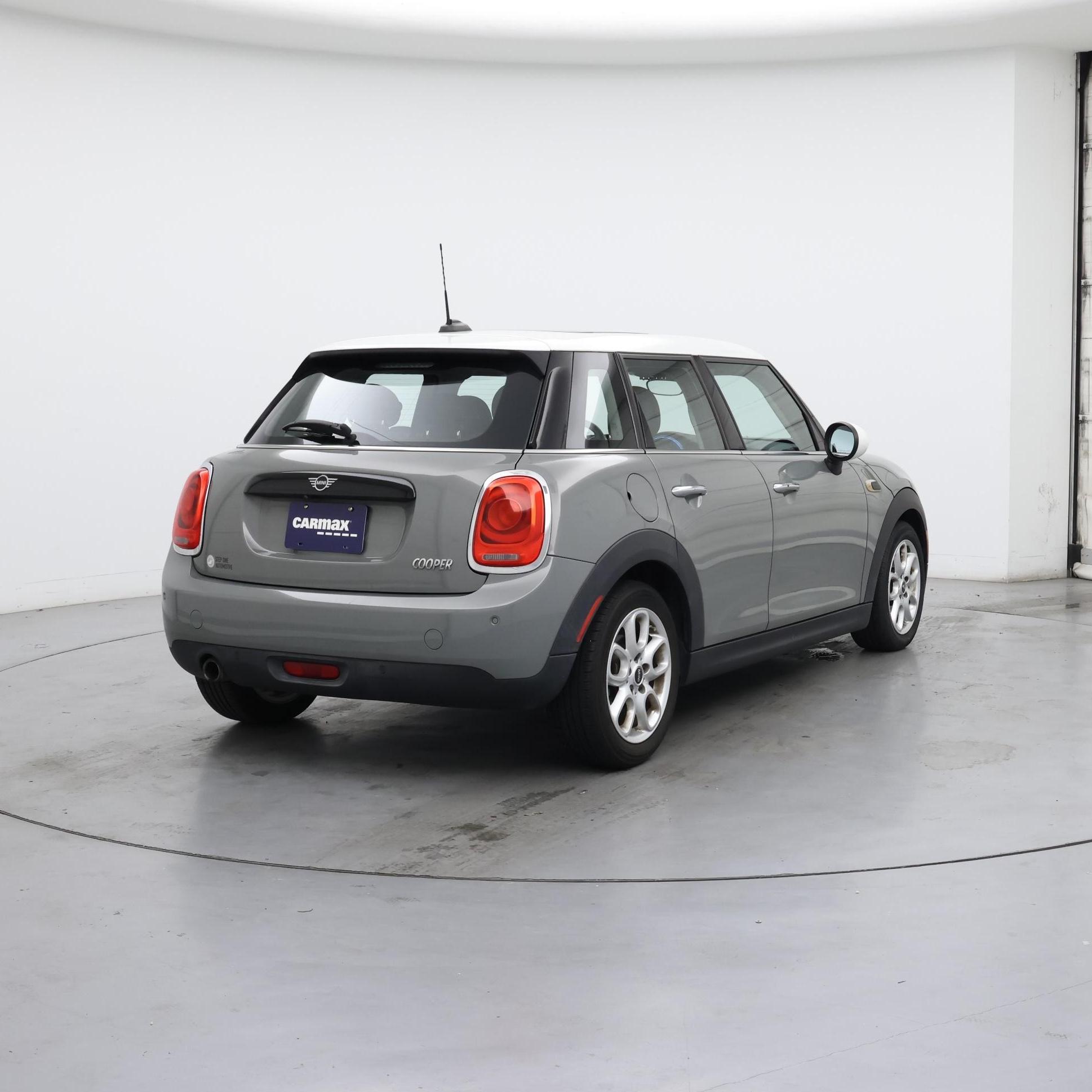 Thumbnail: 2019 MINI Cooper Hardtop - 8