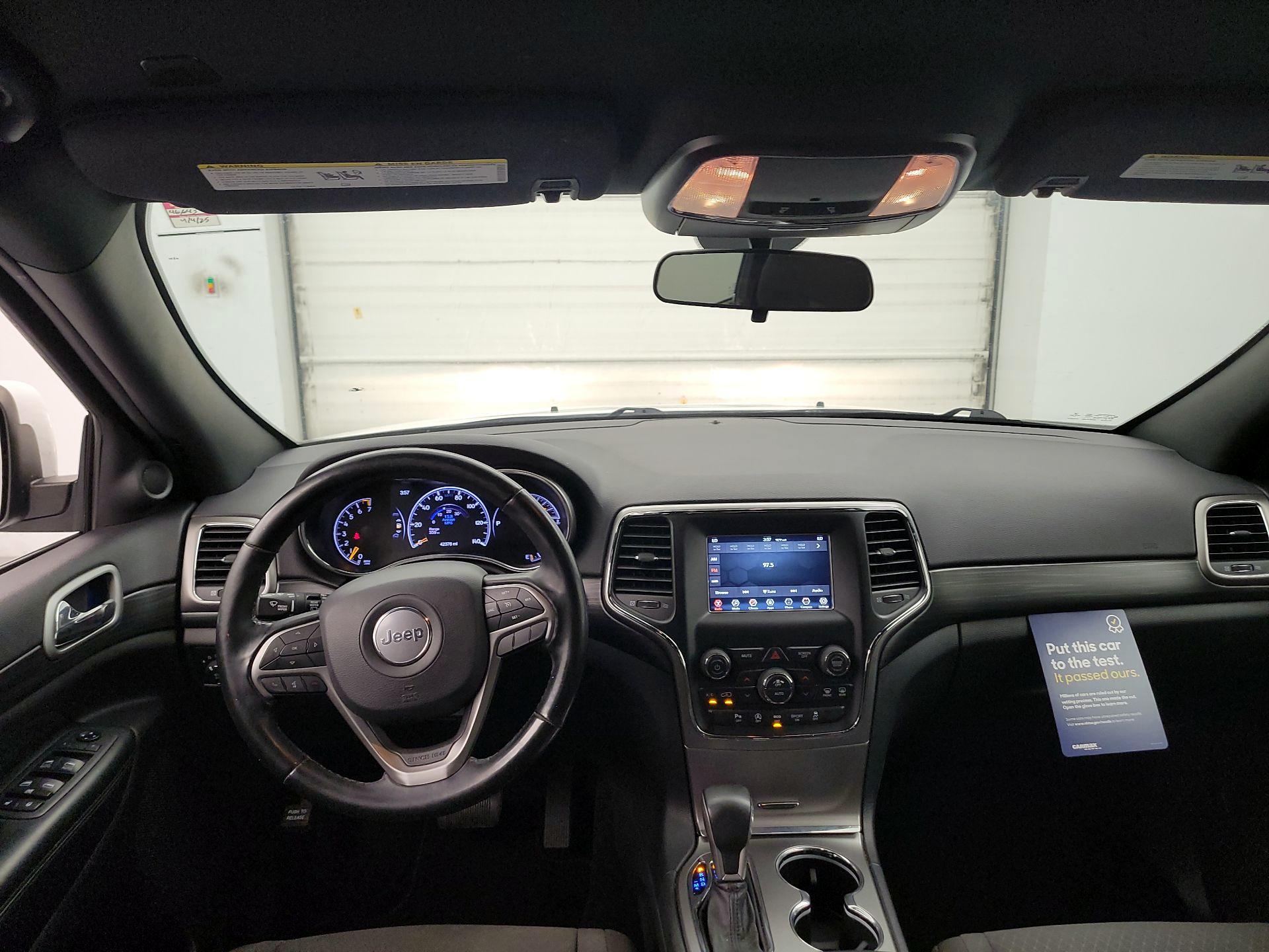 Thumbnail: 2020 Jeep Grand Cherokee - 9