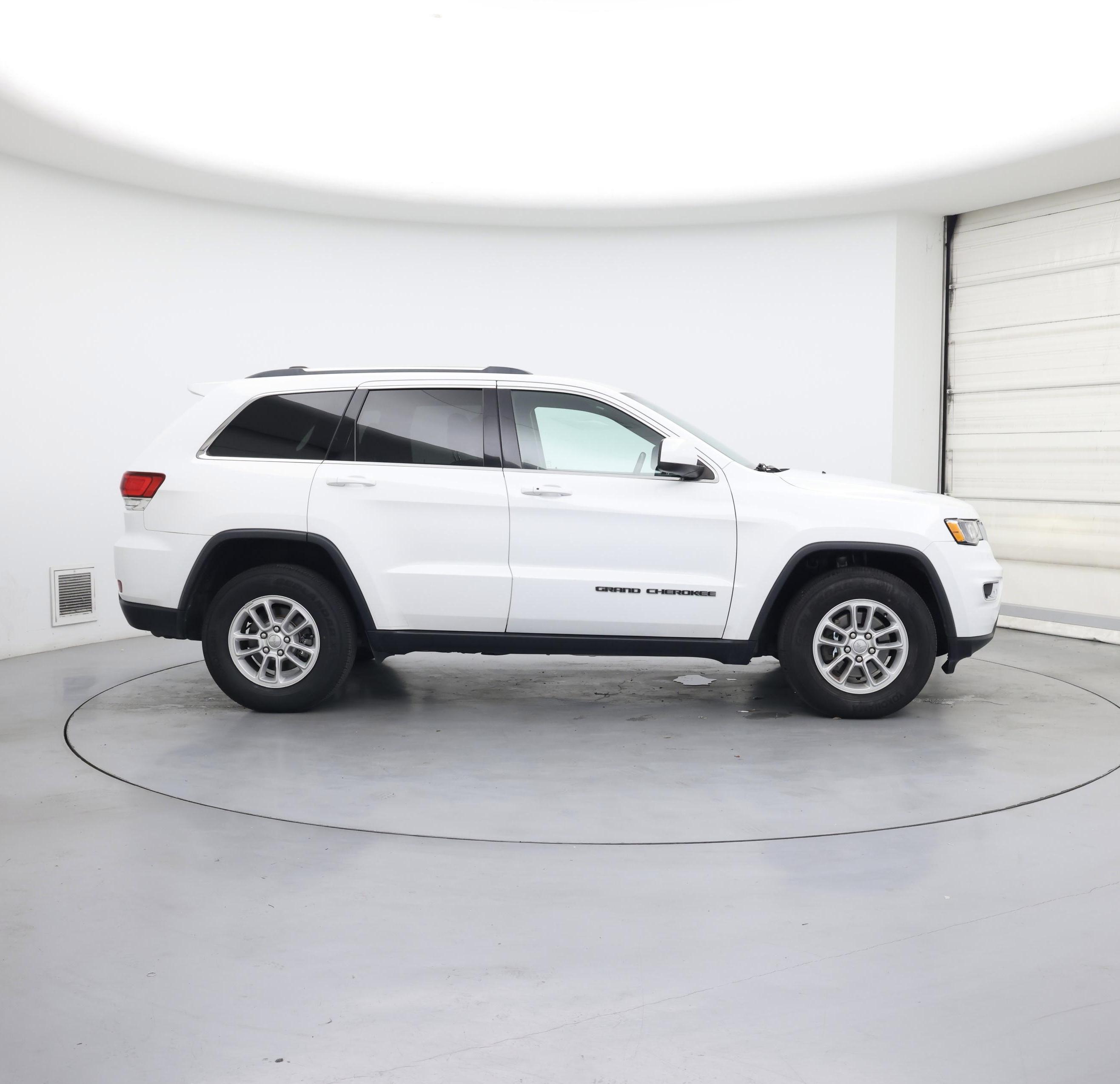 Thumbnail: 2020 Jeep Grand Cherokee - 7