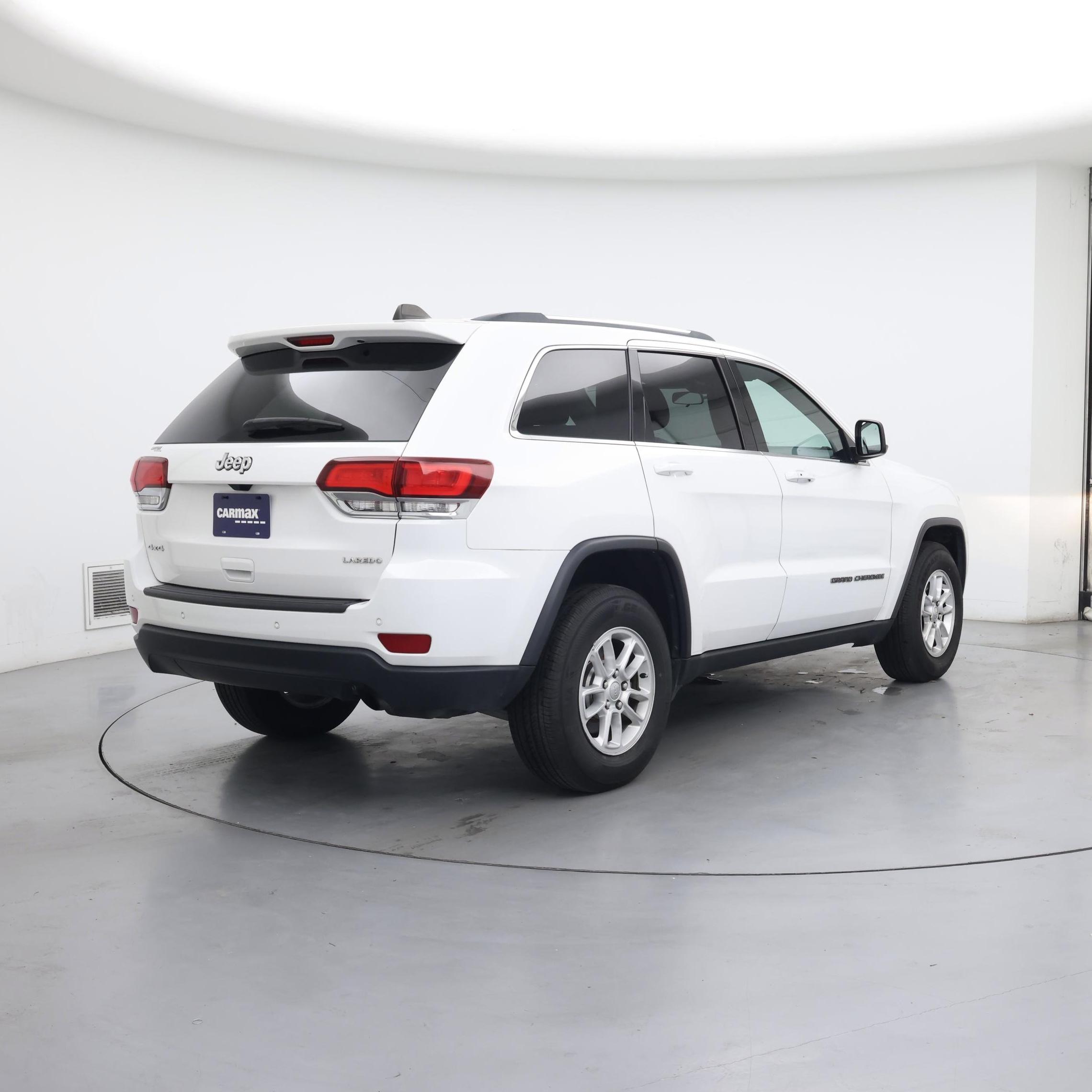 Thumbnail: 2020 Jeep Grand Cherokee - 8