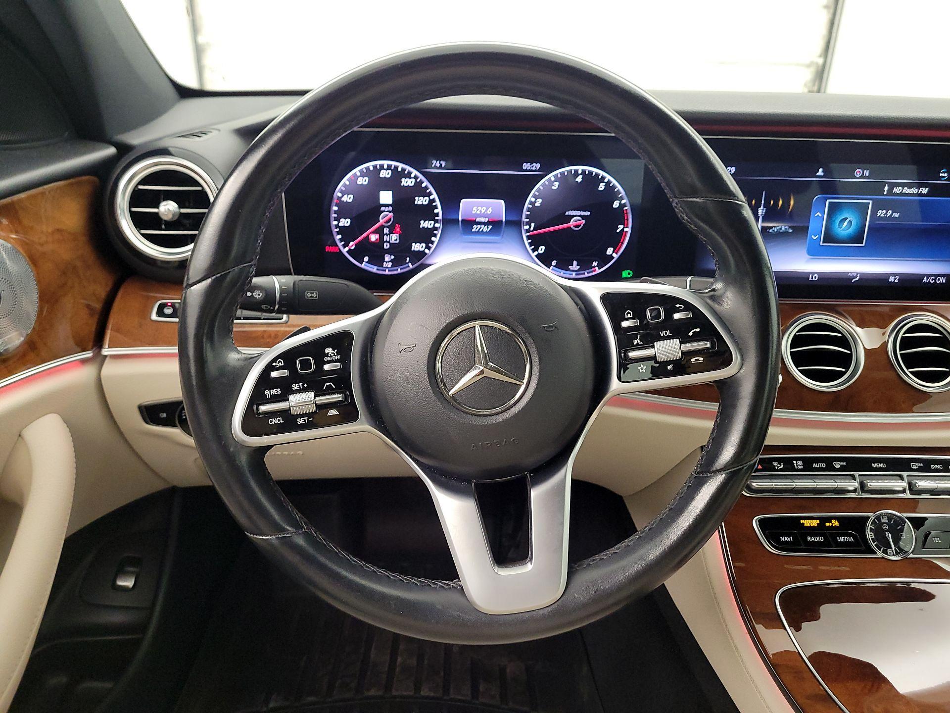 Thumbnail: 2019 Mercedes-Benz E-Class - 10