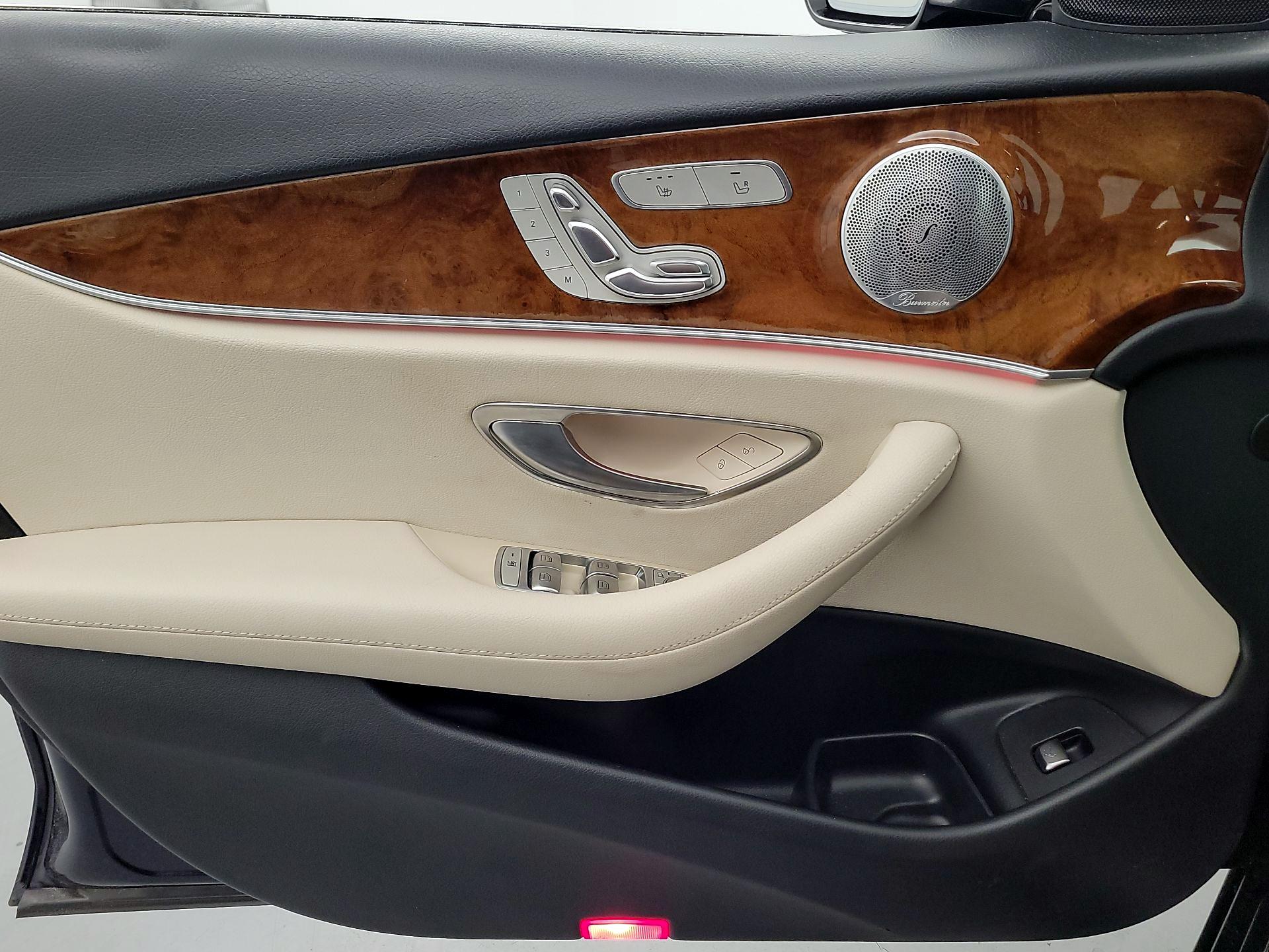 Thumbnail: 2019 Mercedes-Benz E-Class - 12