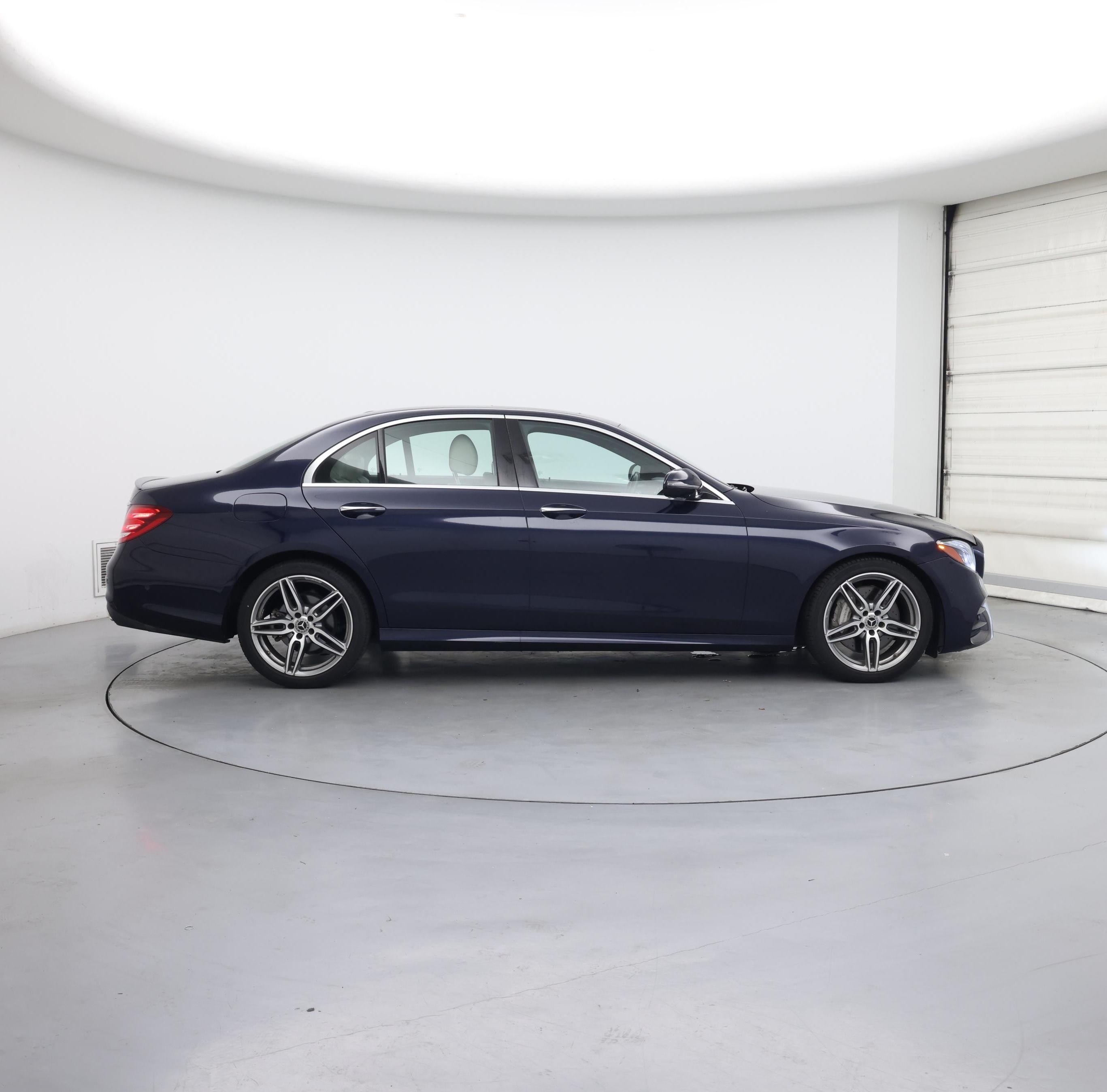 Thumbnail: 2019 Mercedes-Benz E-Class - 7
