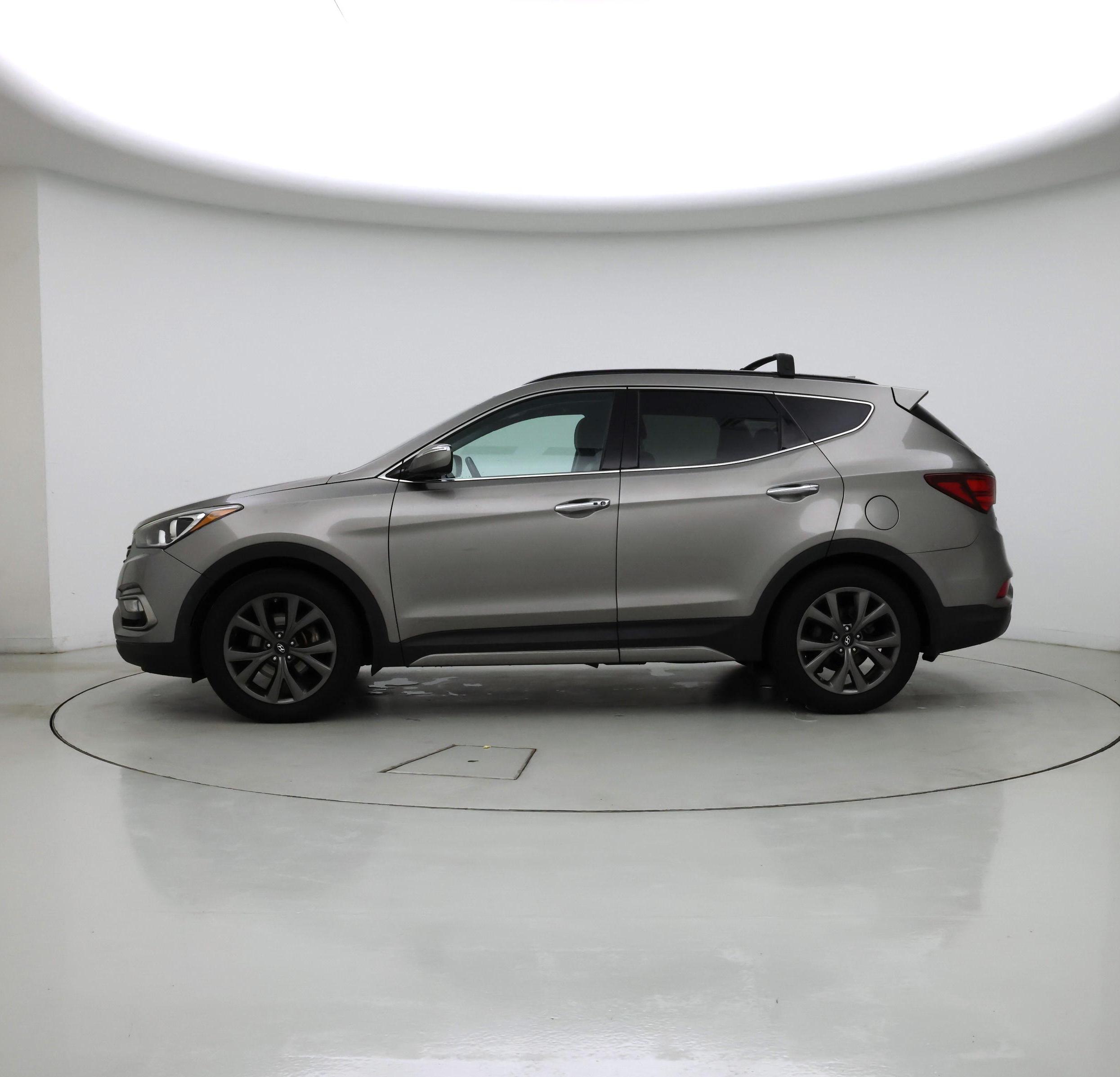 Thumbnail: 2018 Hyundai Santa Fe - 3