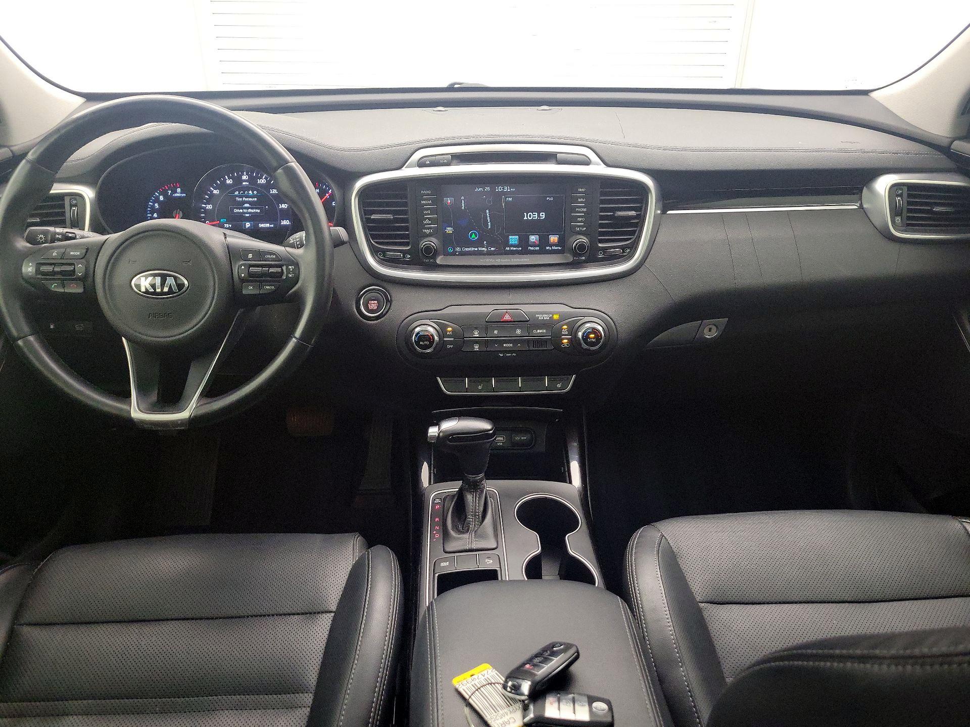 Thumbnail: 2016 Kia Sorento - 9