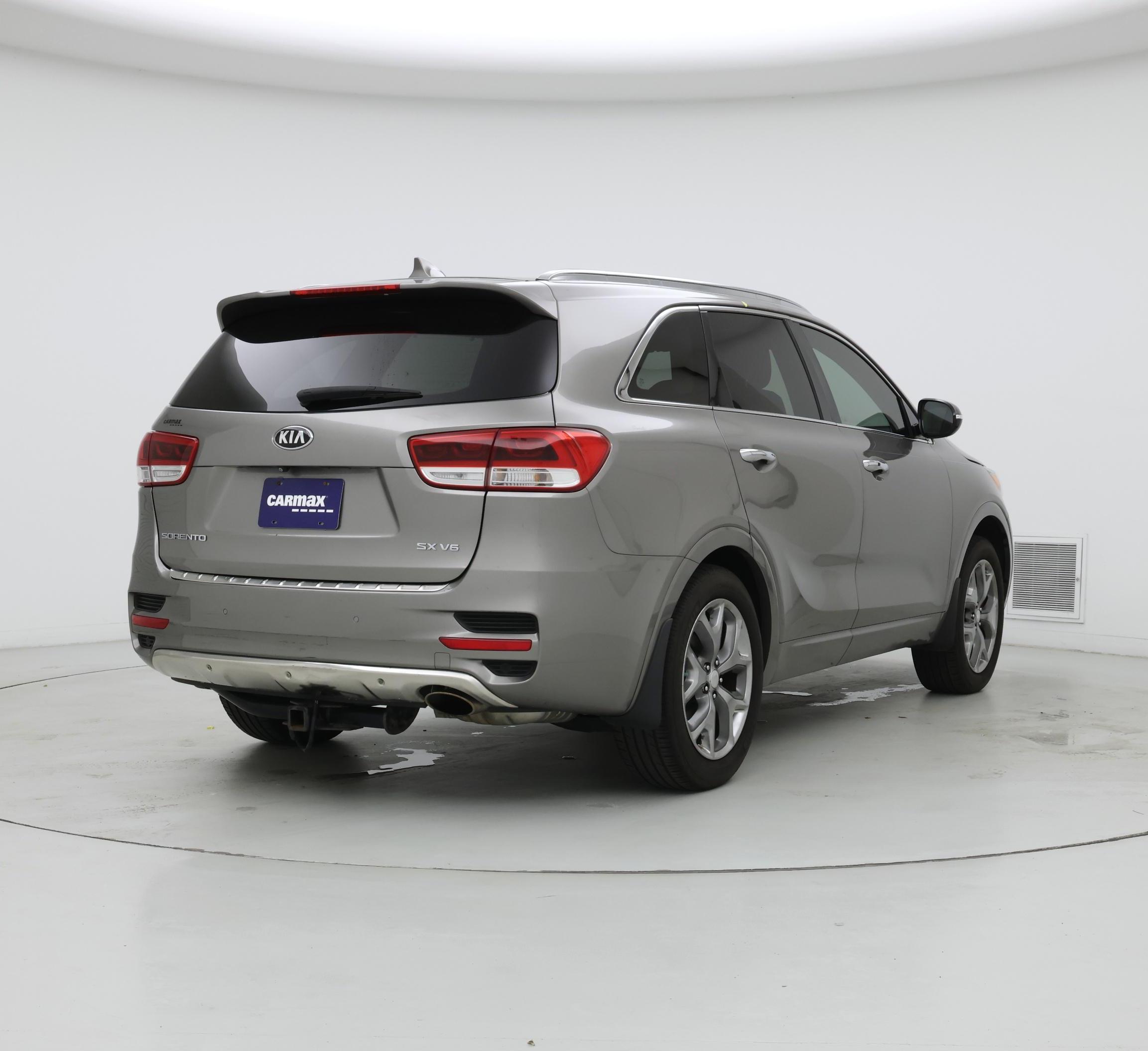 Thumbnail: 2016 Kia Sorento - 8