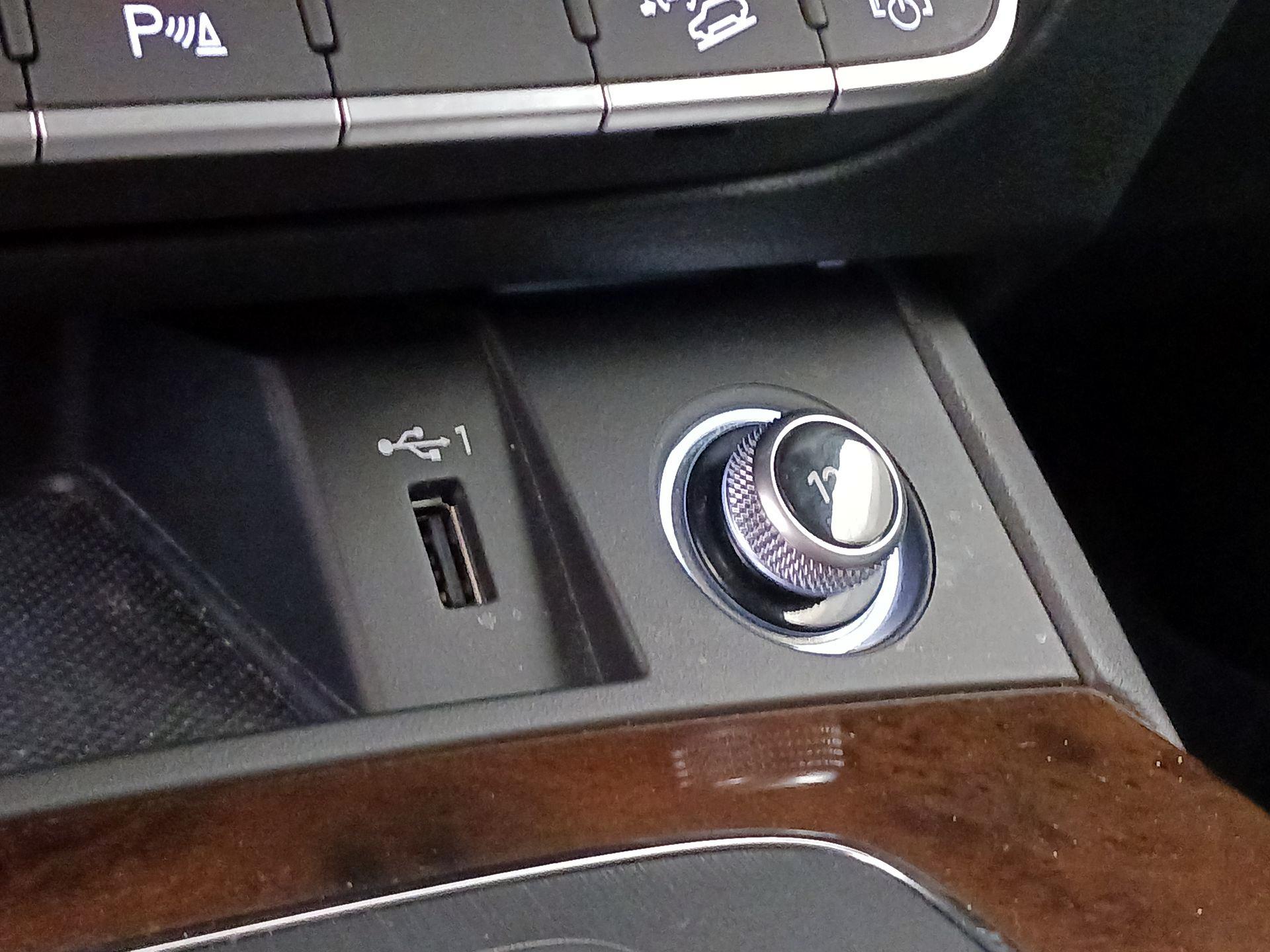 Thumbnail: 2019 Audi Q5 - 19
