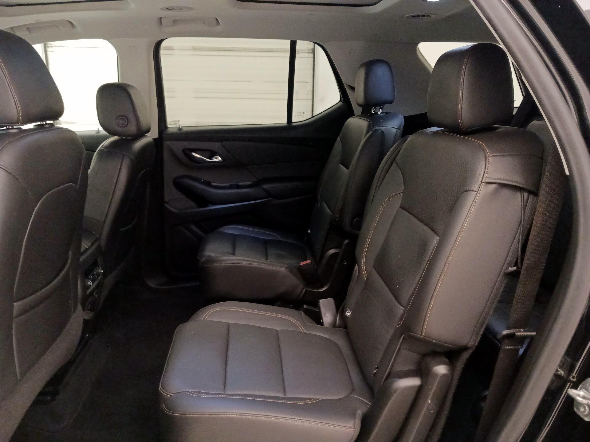Thumbnail: 2021 Chevrolet Traverse - 19