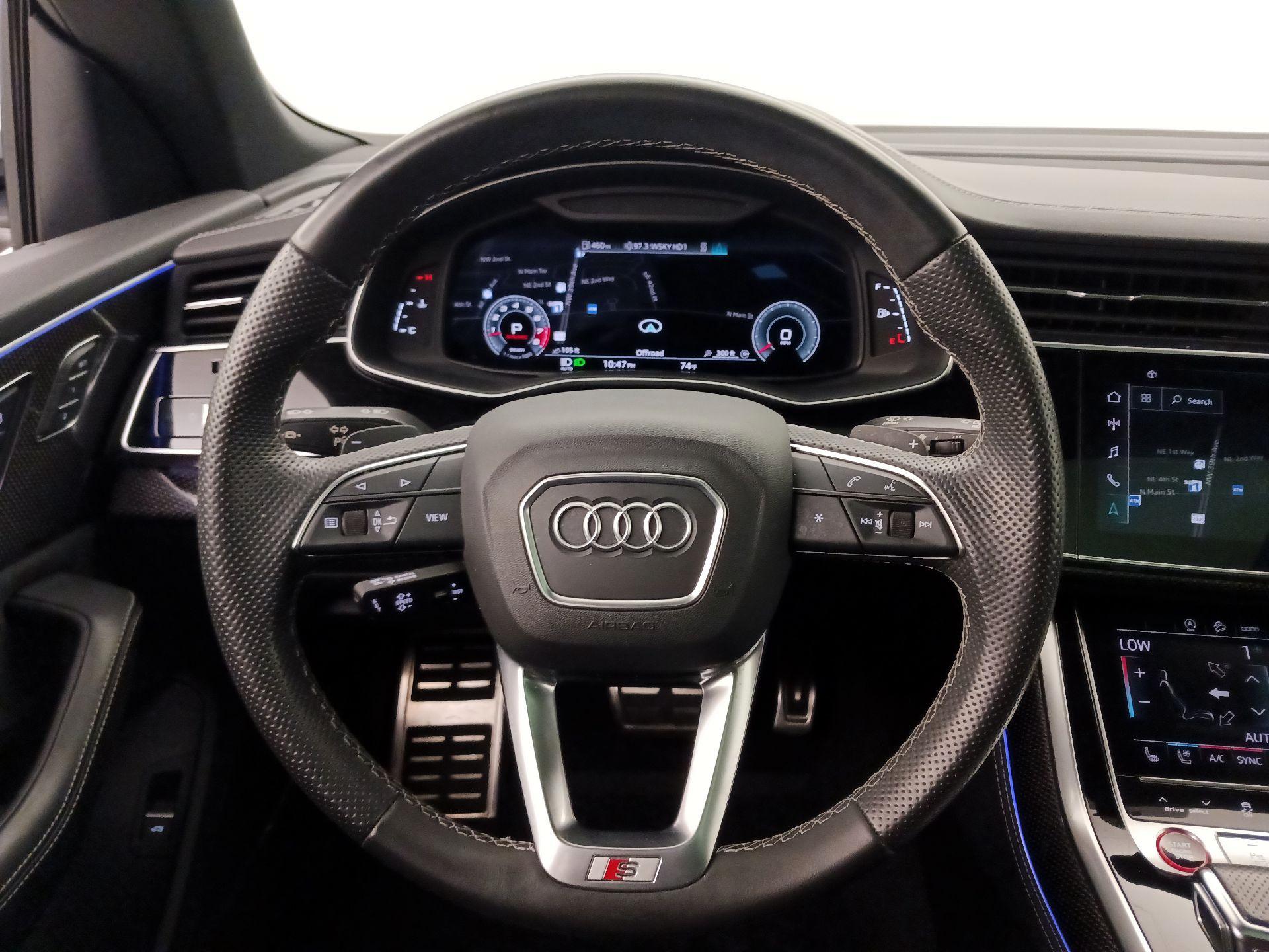 Thumbnail: 2021 Audi SQ8 - 10