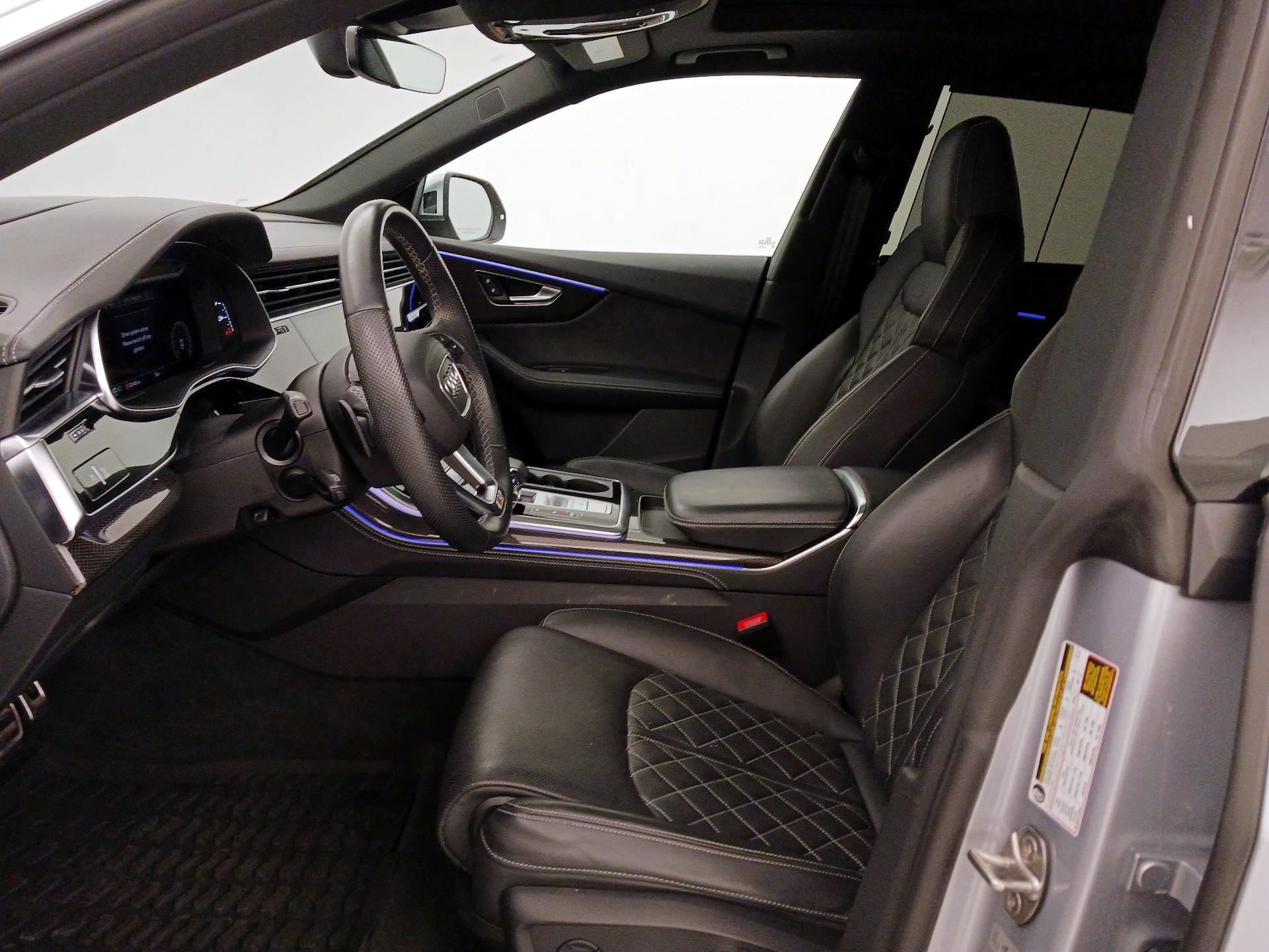 Thumbnail: 2021 Audi SQ8 - 11