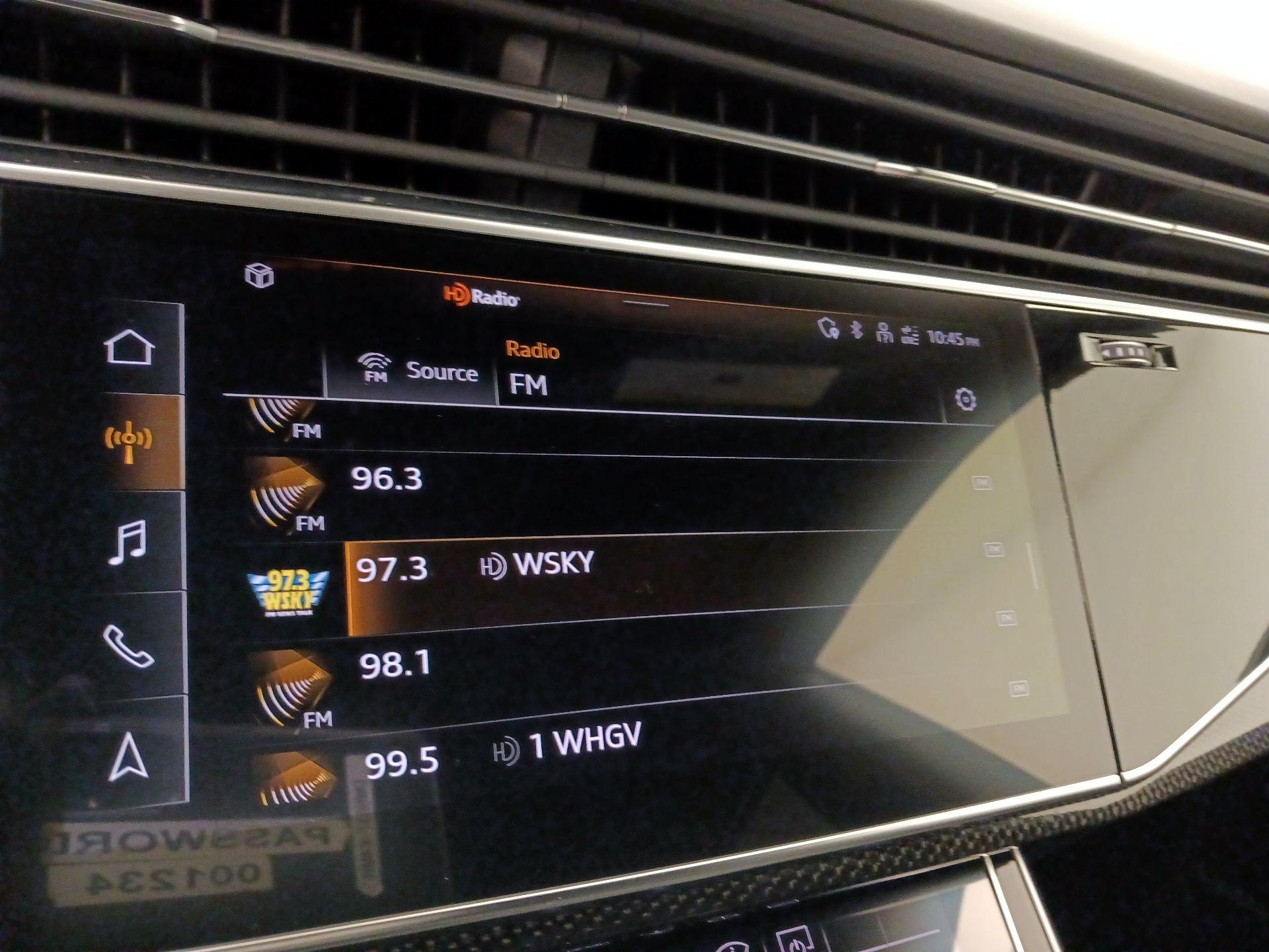 Thumbnail: 2021 Audi SQ8 - 16