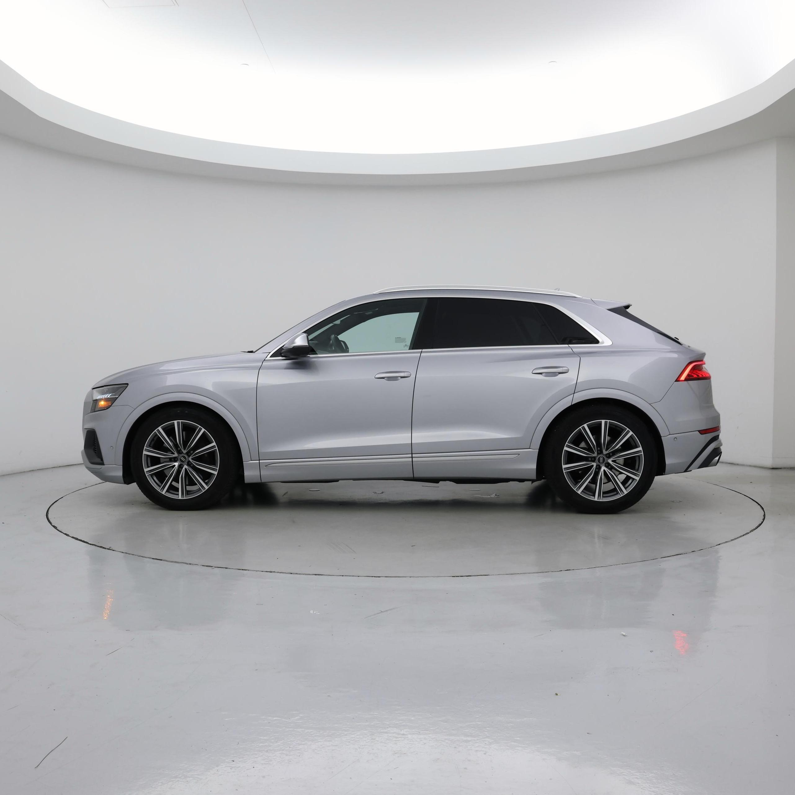 Thumbnail: 2021 Audi SQ8 - 3