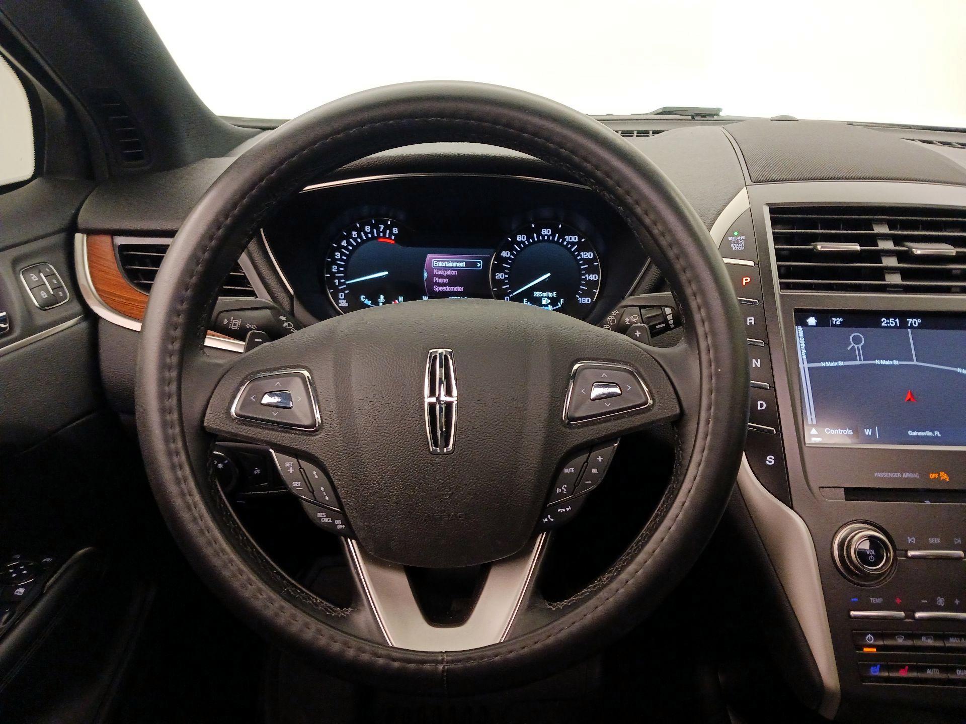 Thumbnail: 2019 Lincoln MKC - 10