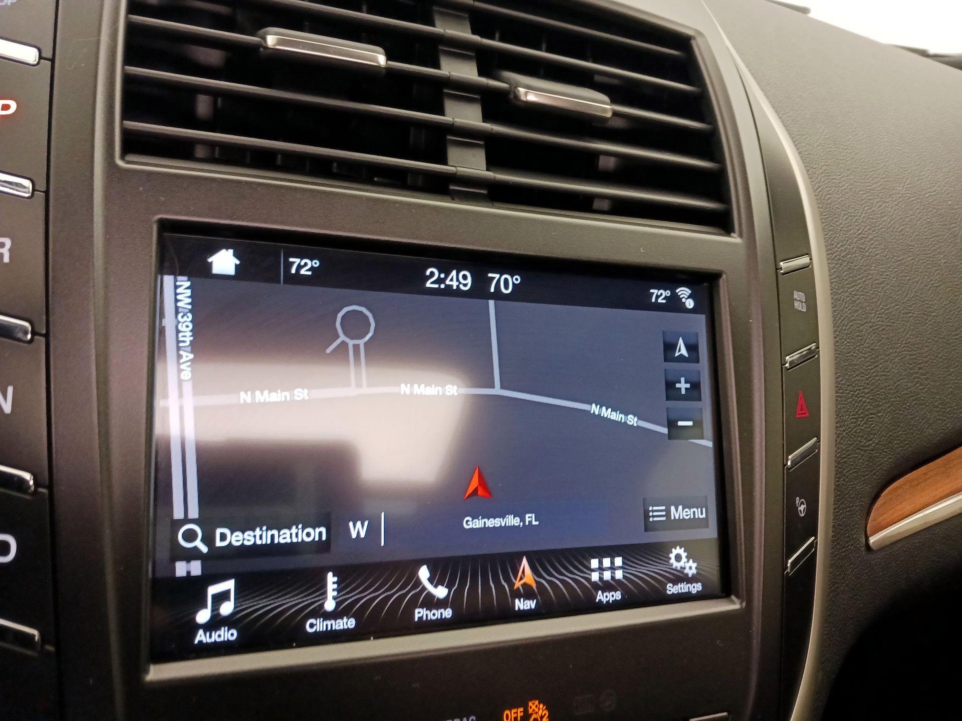 Thumbnail: 2019 Lincoln MKC - 14