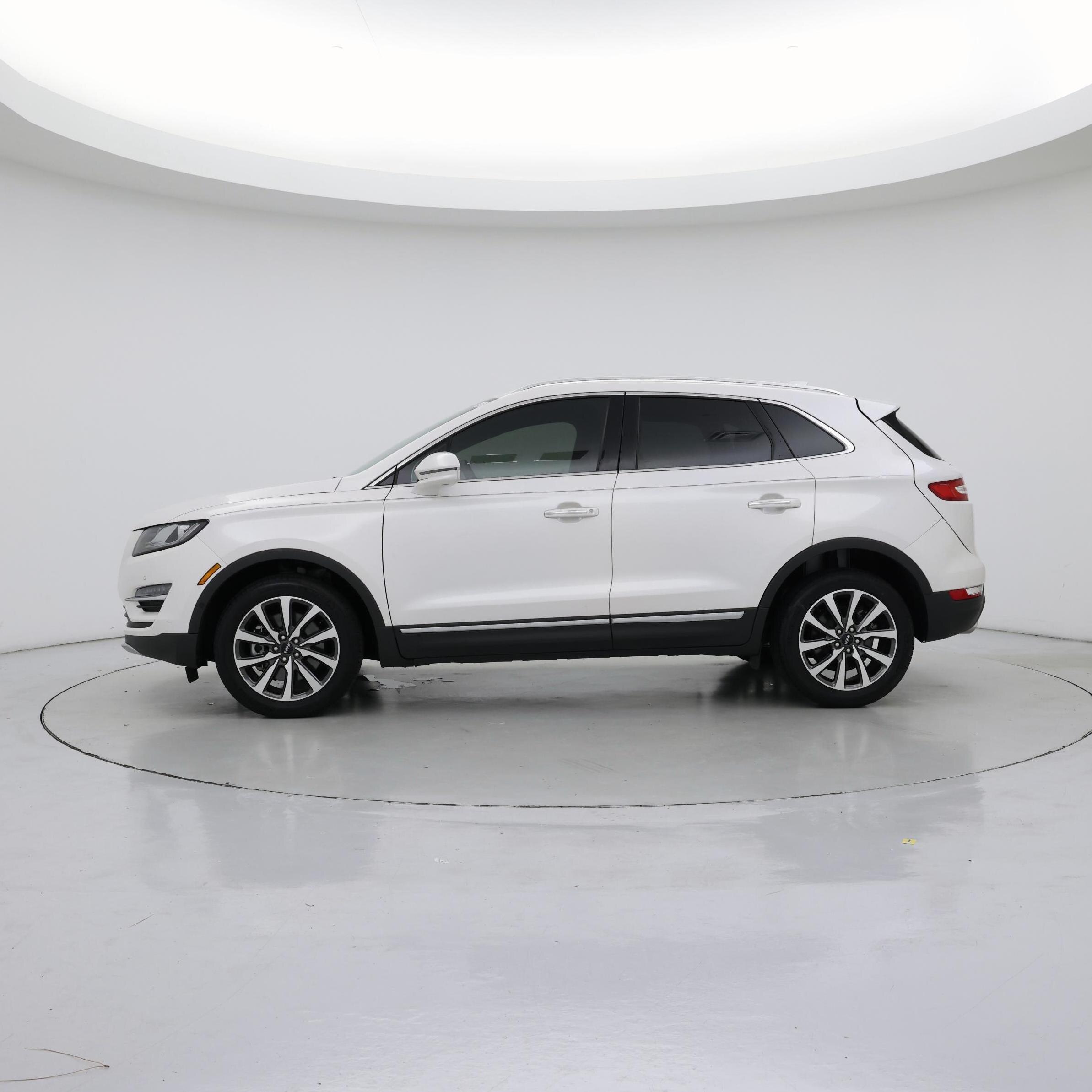 Thumbnail: 2019 Lincoln MKC - 3