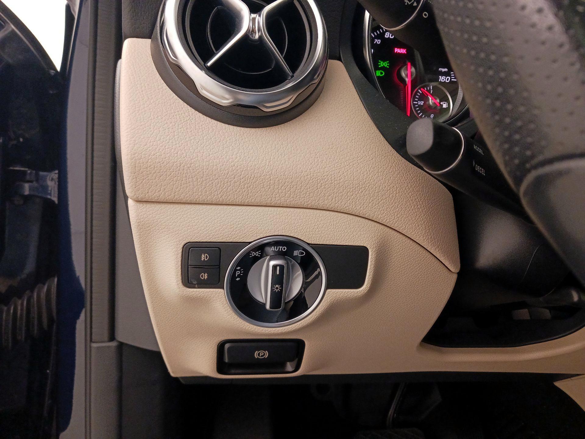Thumbnail: 2019 Mercedes-Benz GLA - 13