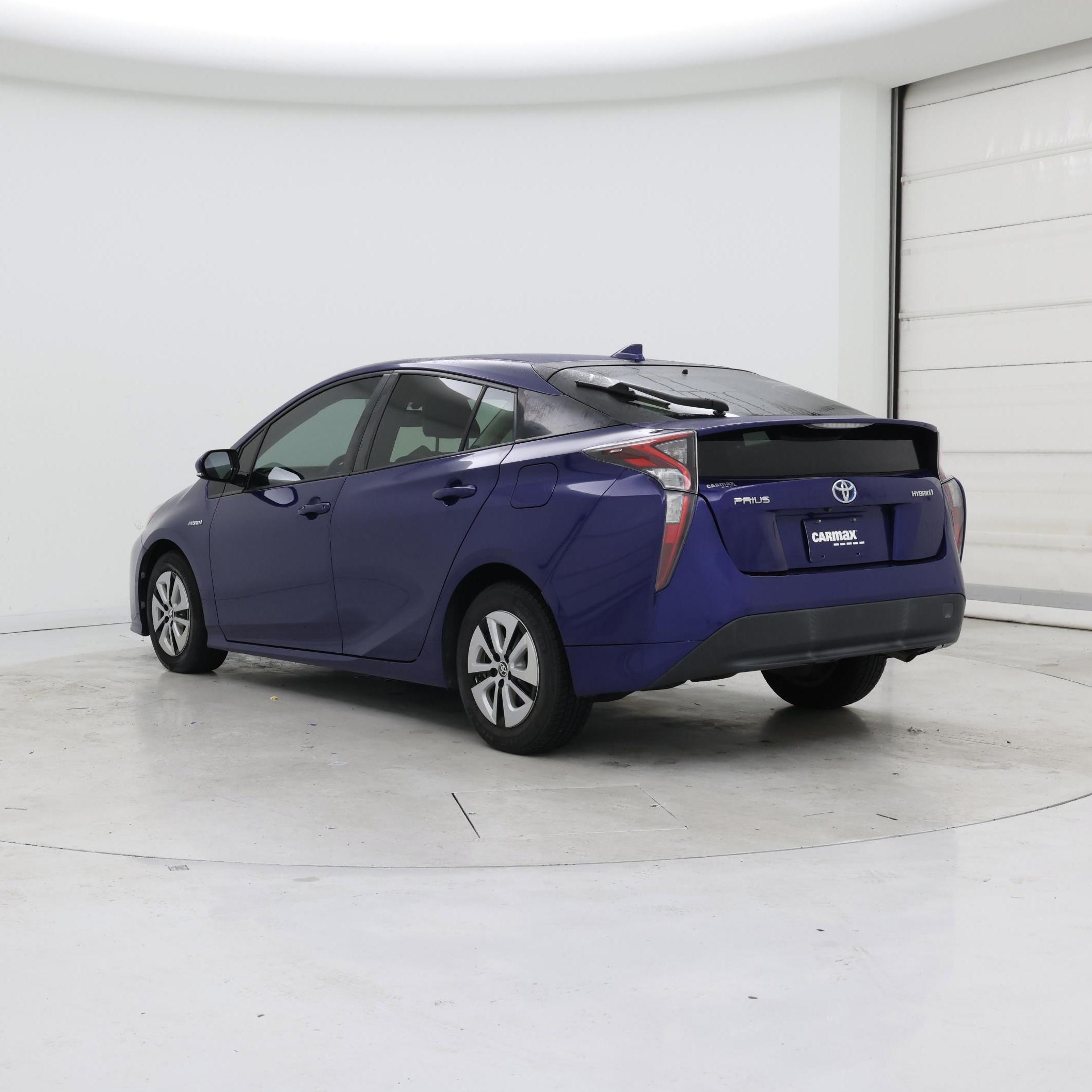 Thumbnail: 2016 Toyota Prius - 2