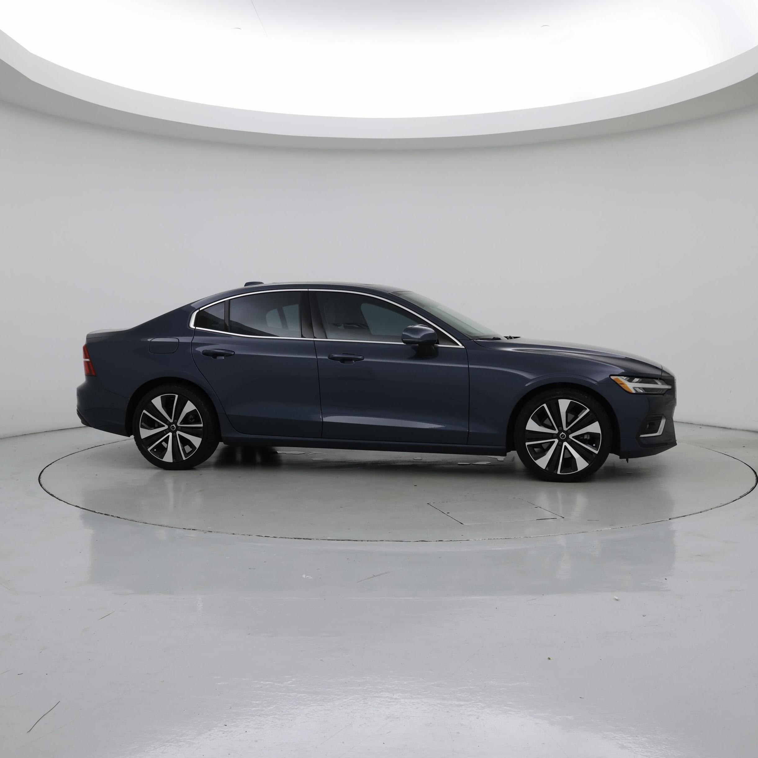 Thumbnail: 2023 Volvo S60 - 7