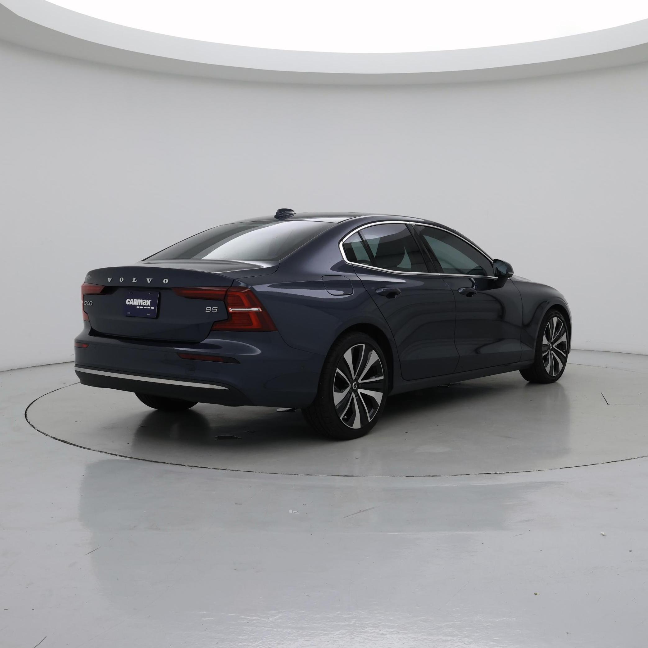 Thumbnail: 2023 Volvo S60 - 8