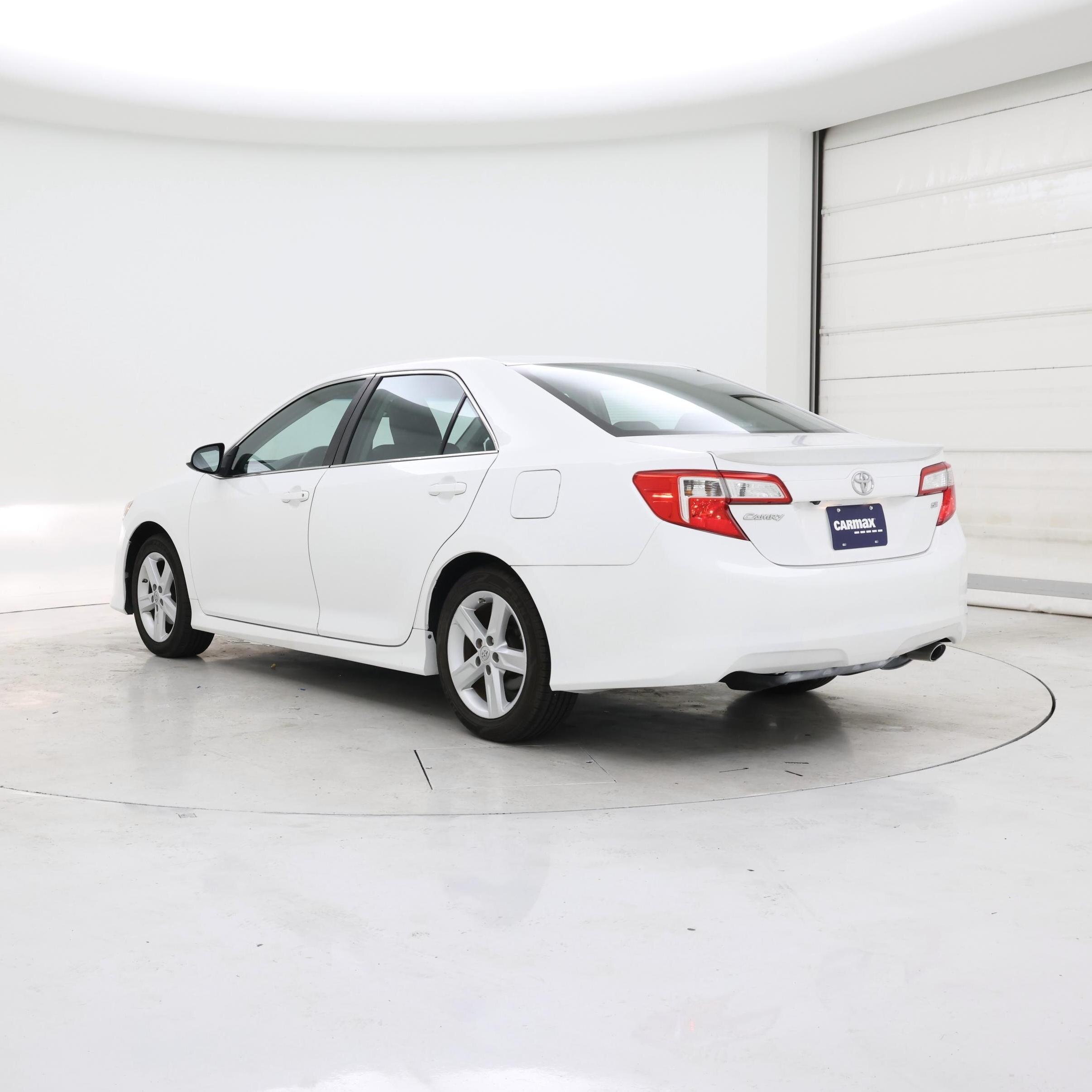 Thumbnail: 2014 Toyota Camry - 2