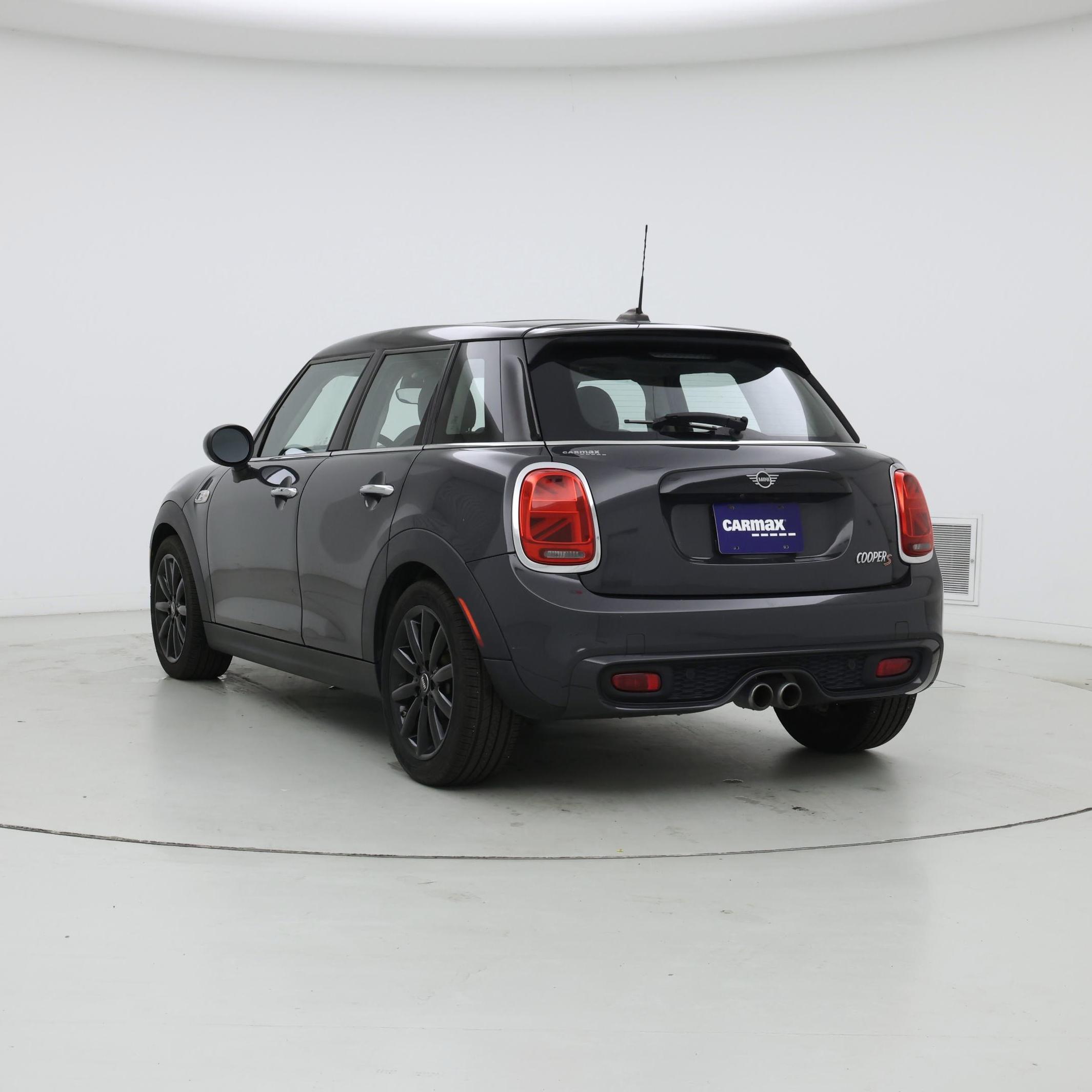 Thumbnail: 2019 MINI Cooper Hardtop - 2