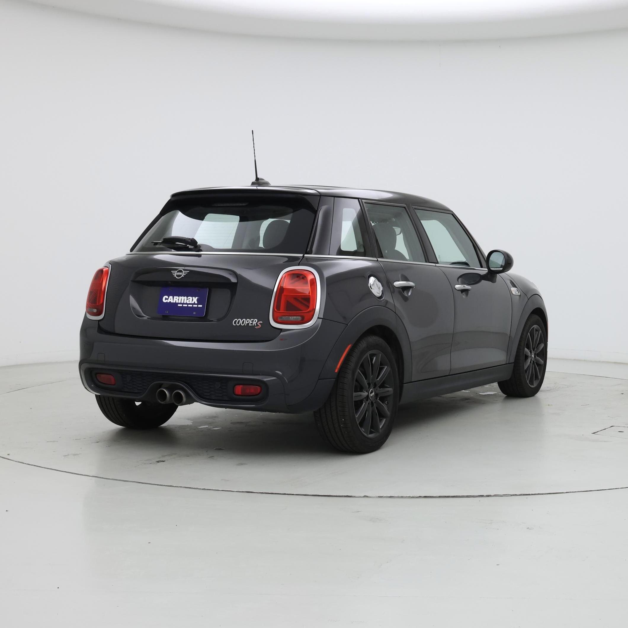 Thumbnail: 2019 MINI Cooper Hardtop - 8