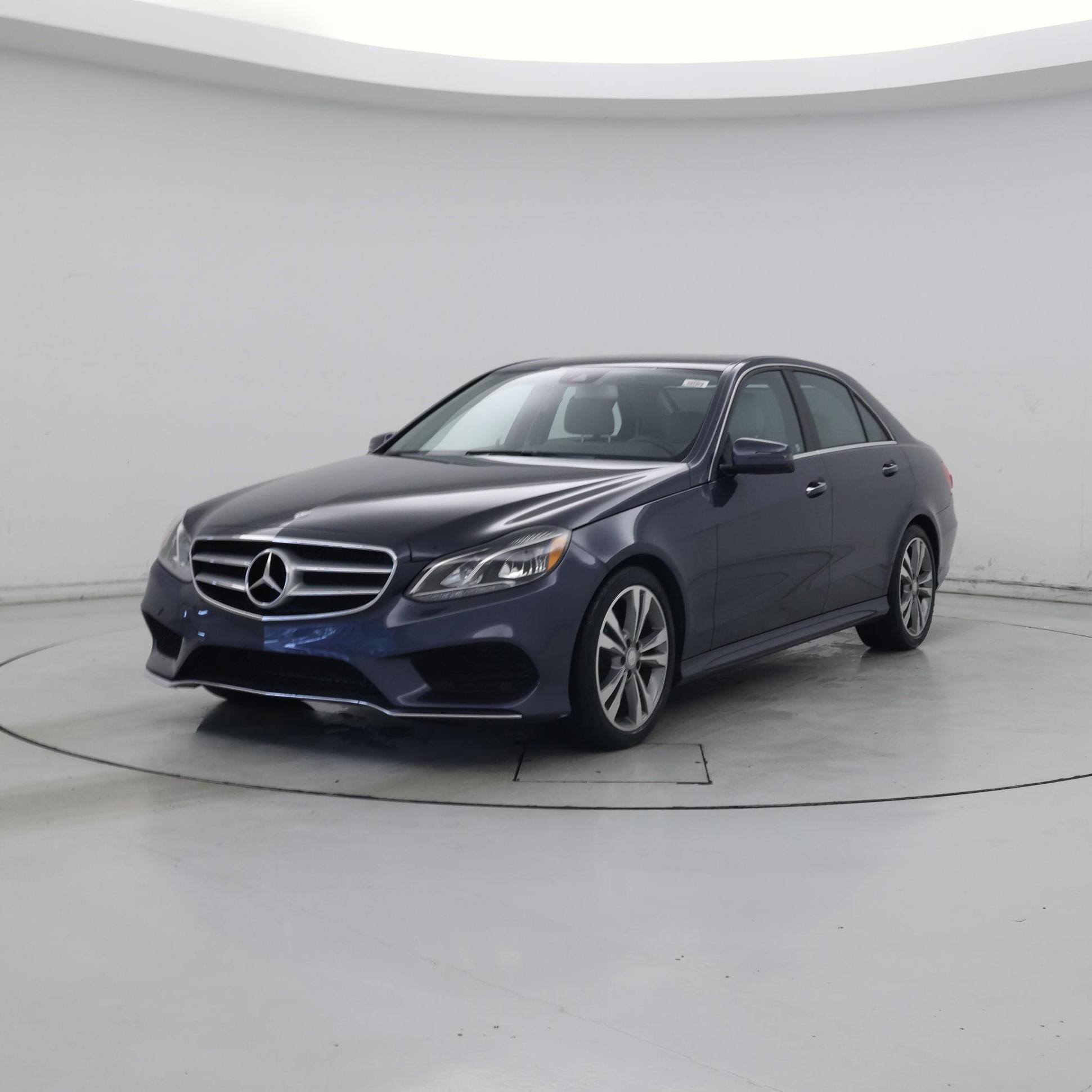 Thumbnail: 2016 Mercedes-Benz E-Class - 4