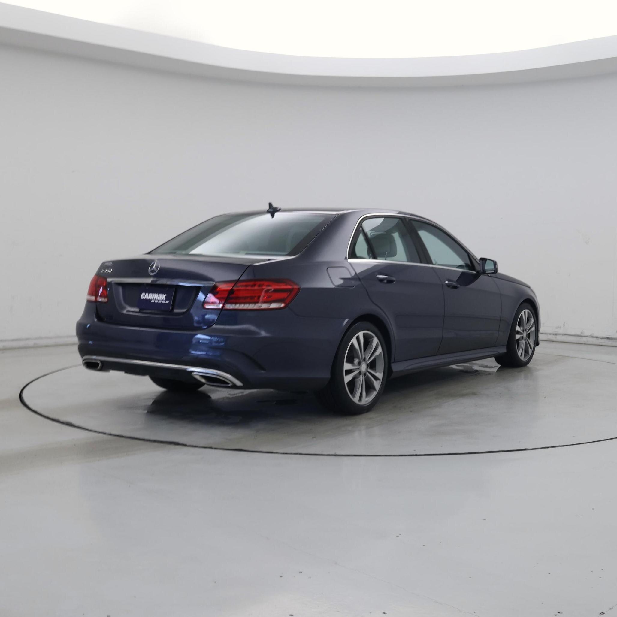 Thumbnail: 2016 Mercedes-Benz E-Class - 8