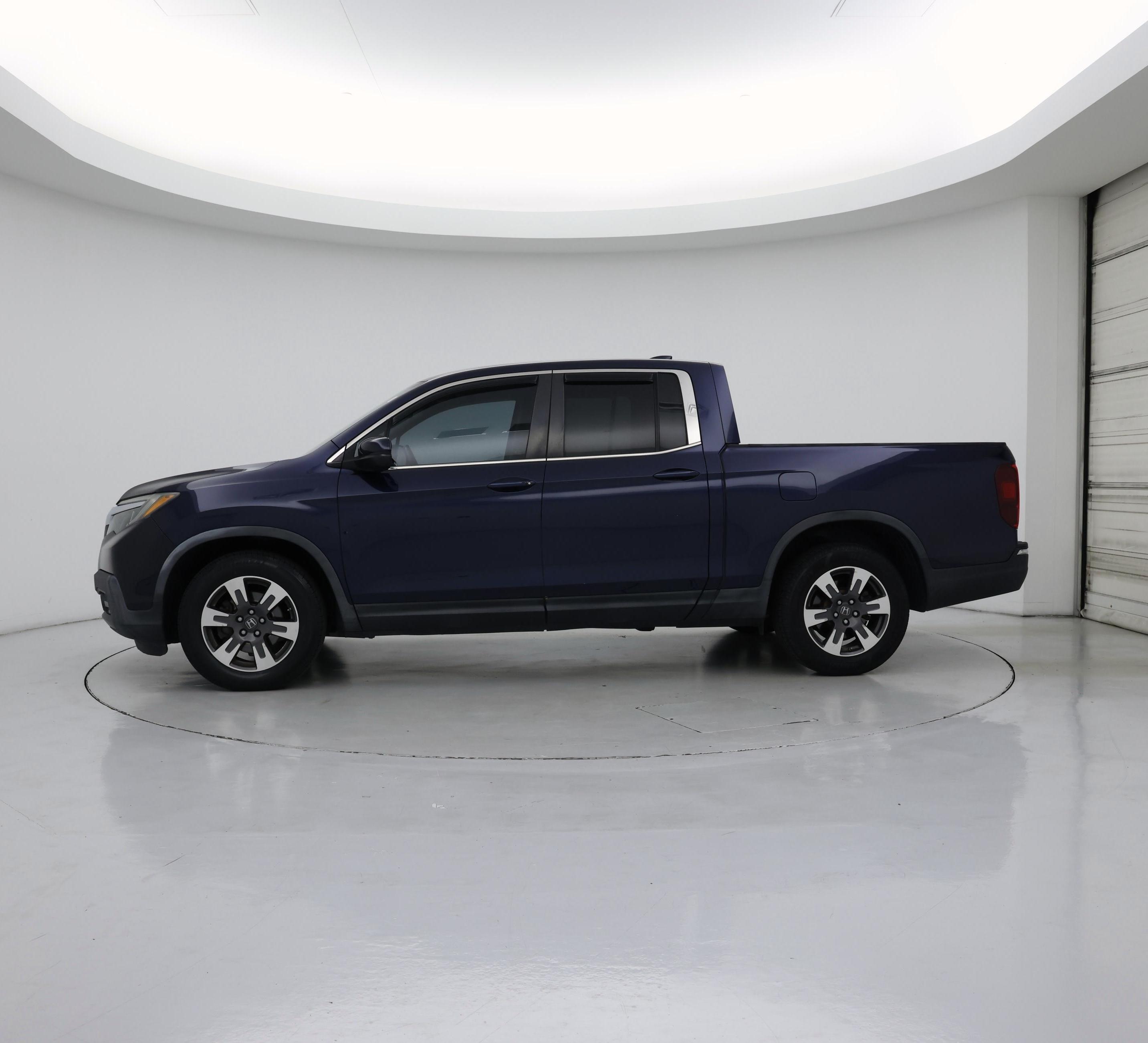 Thumbnail: 2018 Honda Ridgeline - 3