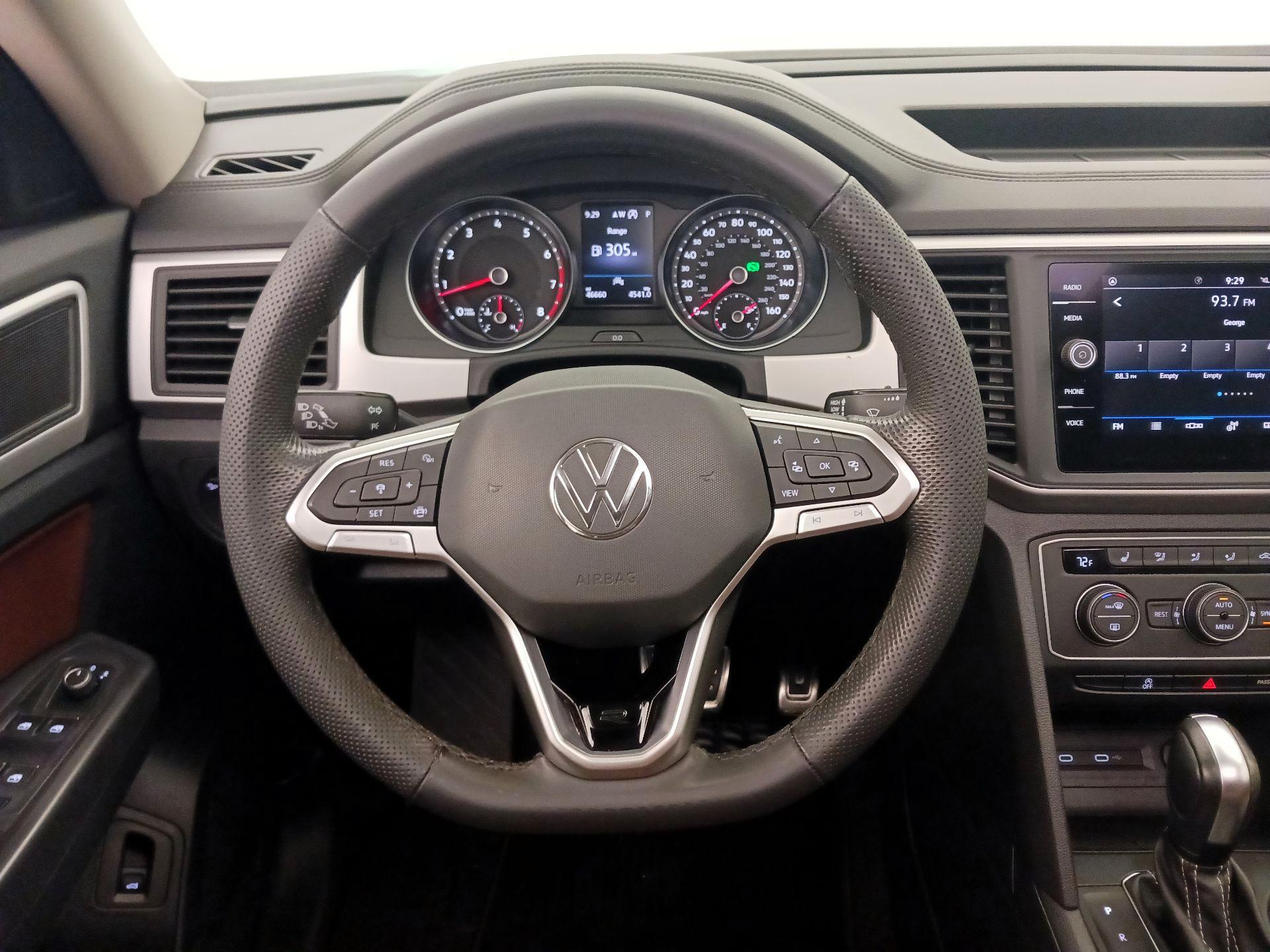 Thumbnail: 2021 Volkswagen Atlas - 10