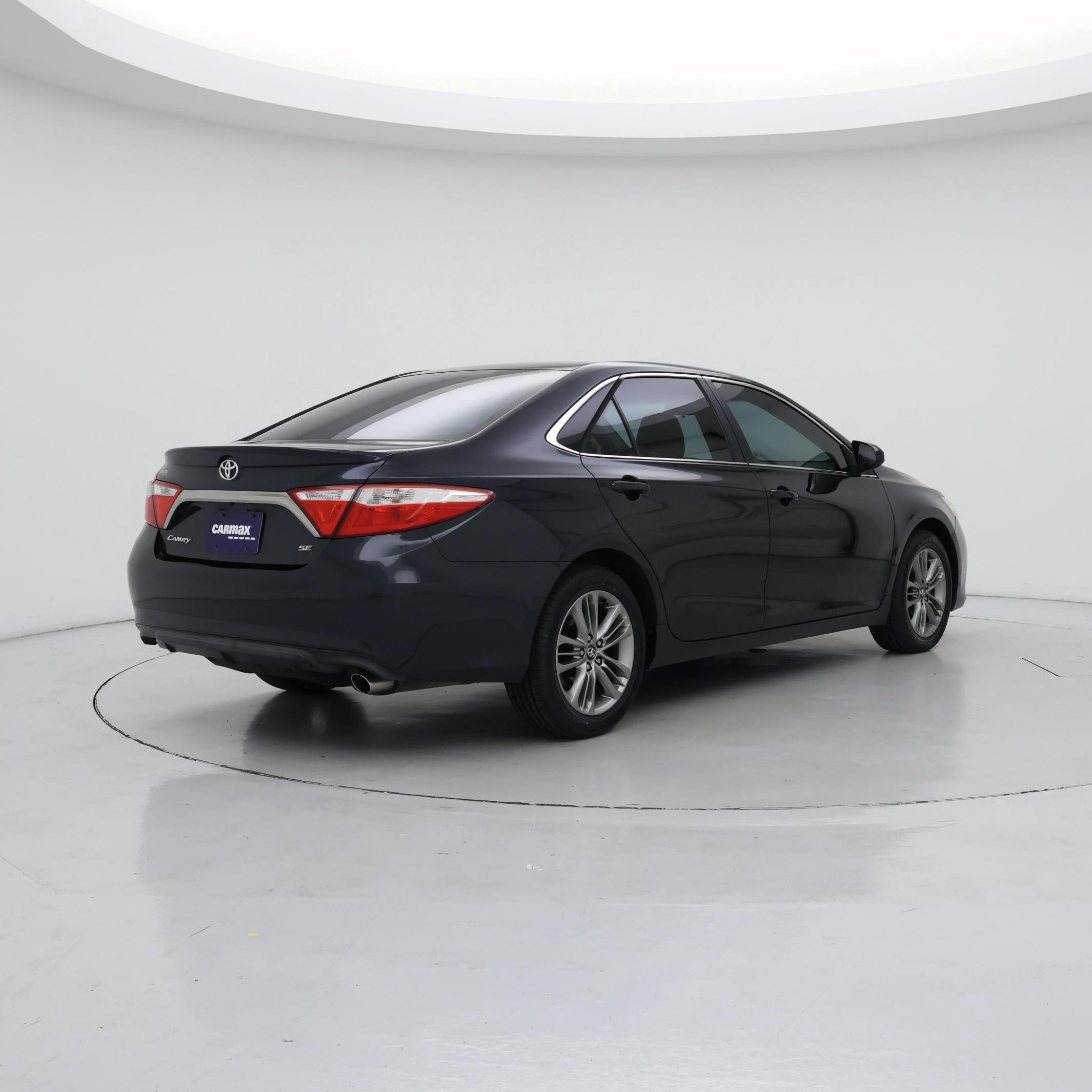 Thumbnail: 2016 Toyota Camry - 8