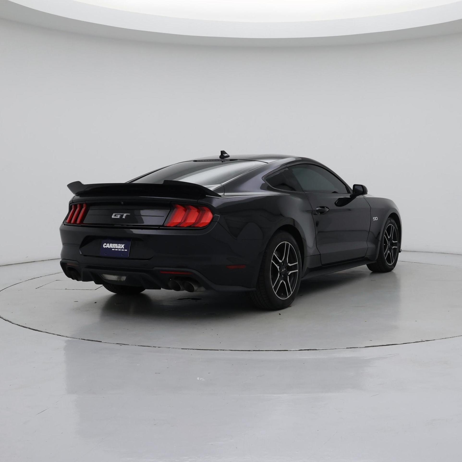 Thumbnail: 2022 Ford Mustang - 8
