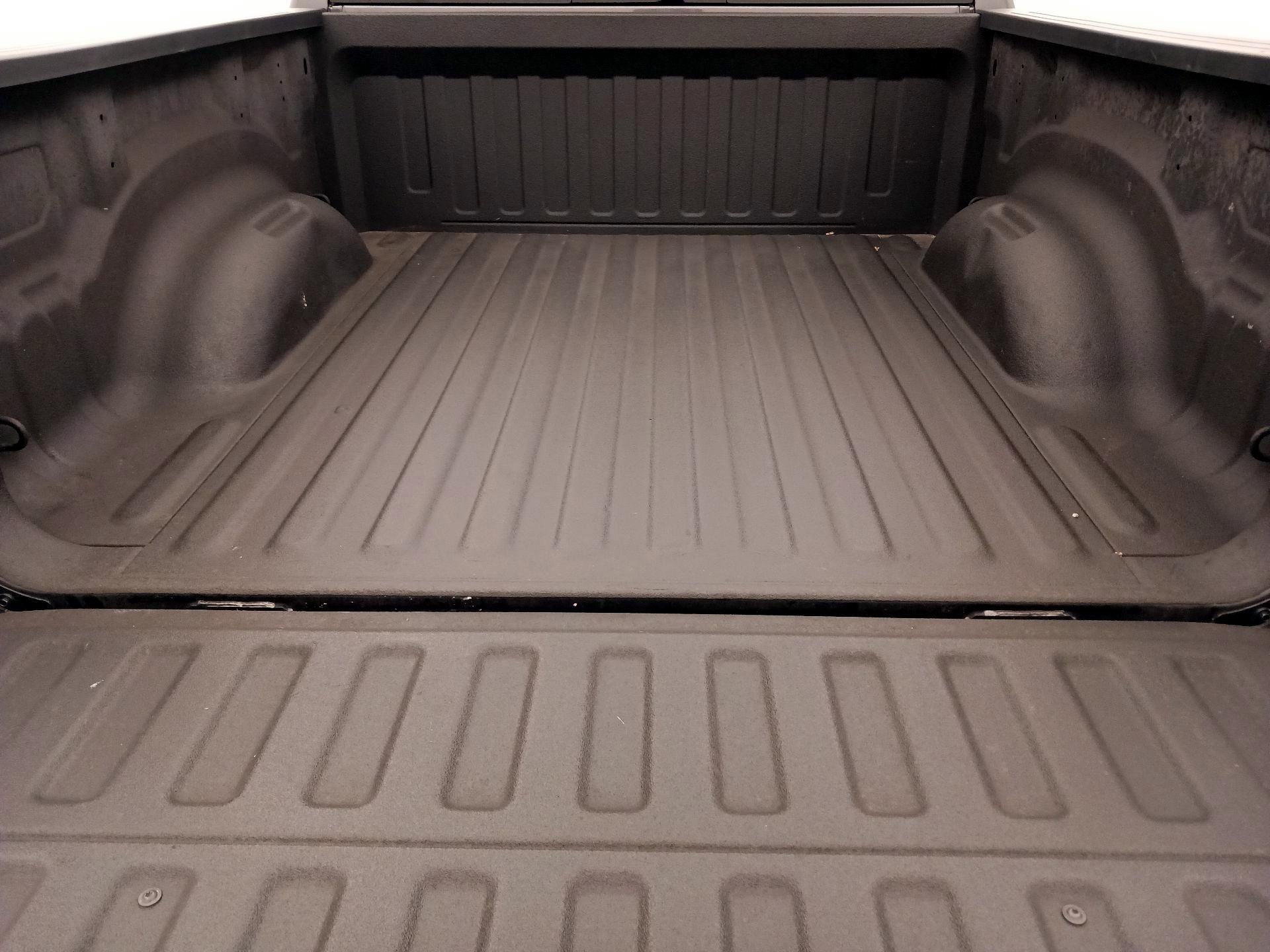 Thumbnail: 2022 RAM 1500 - 18