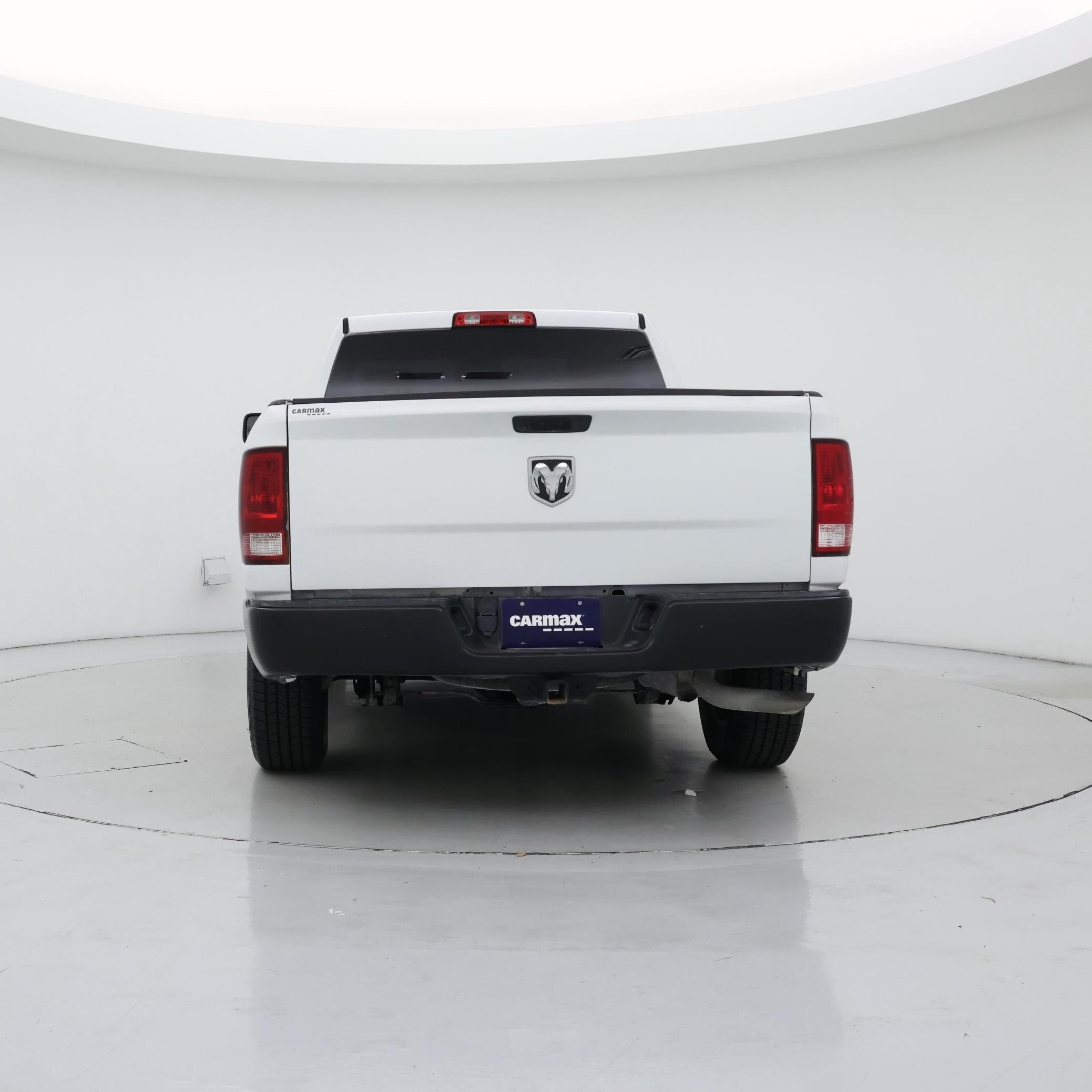 Thumbnail: 2019 RAM 1500 Classic - 6