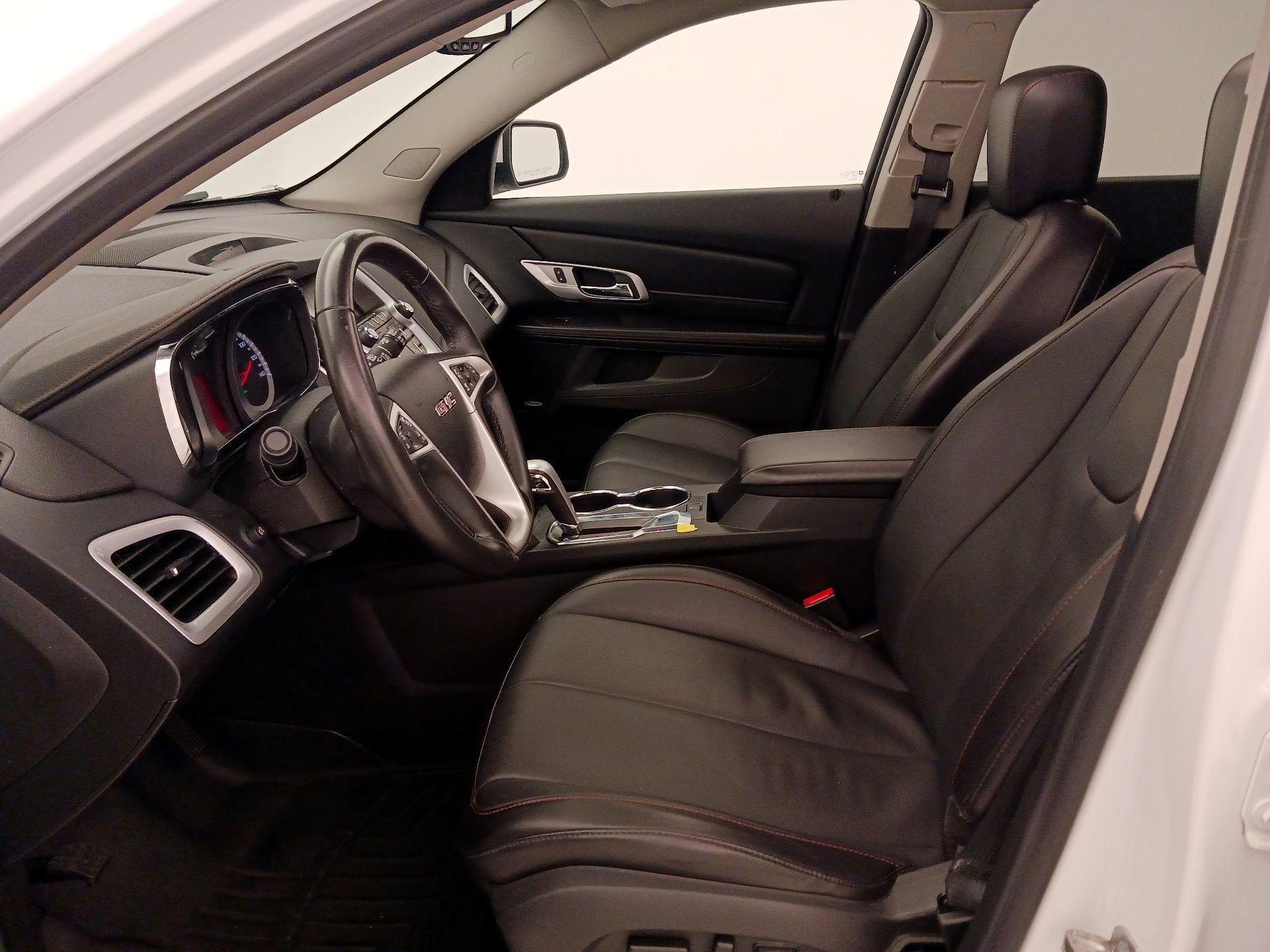 Thumbnail: 2015 GMC Terrain - 11