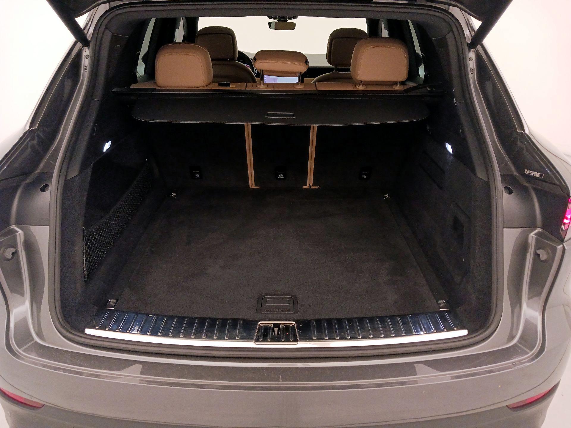 Thumbnail: 2019 Porsche Cayenne - 20