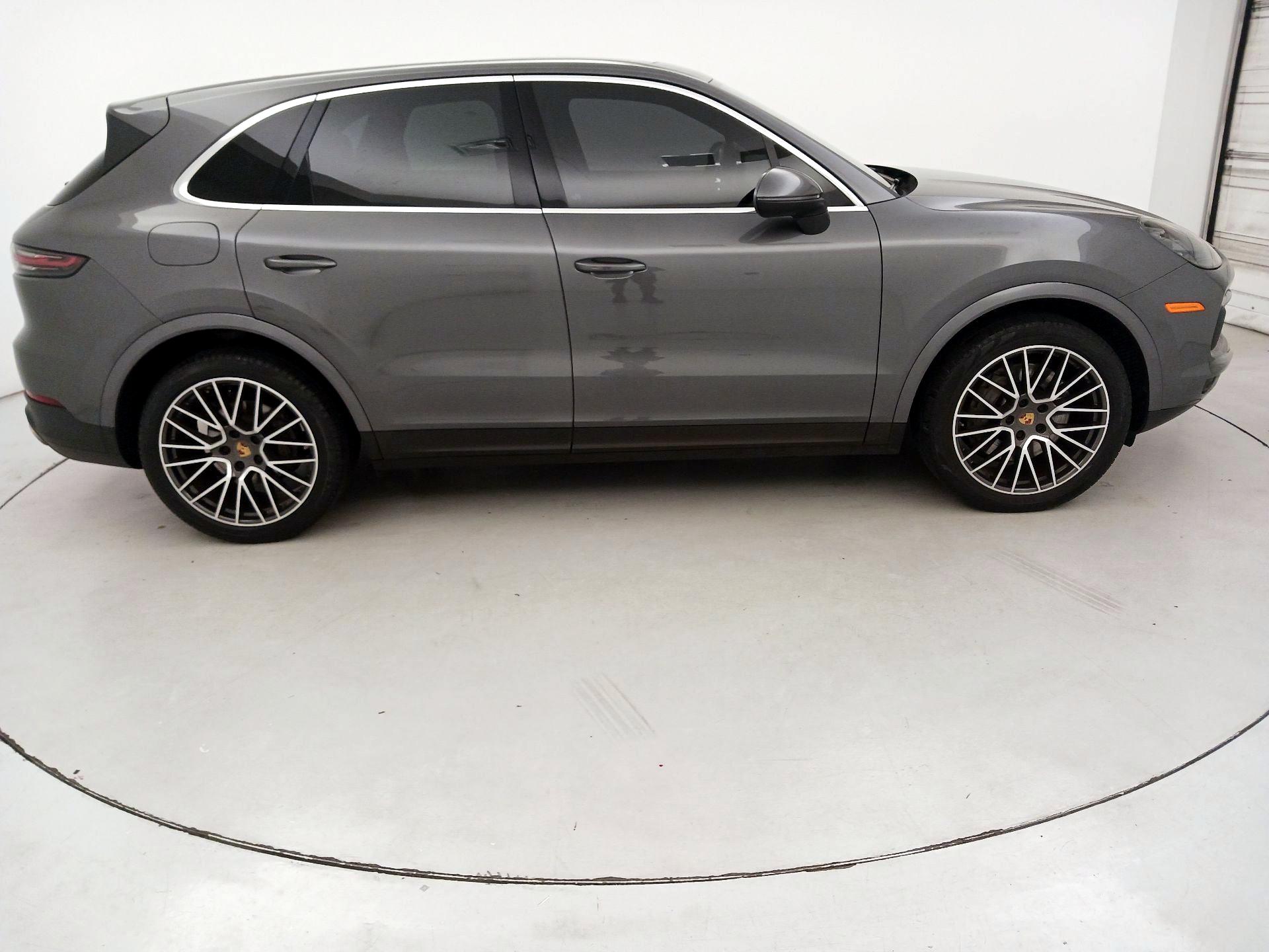 Thumbnail: 2019 Porsche Cayenne - 4