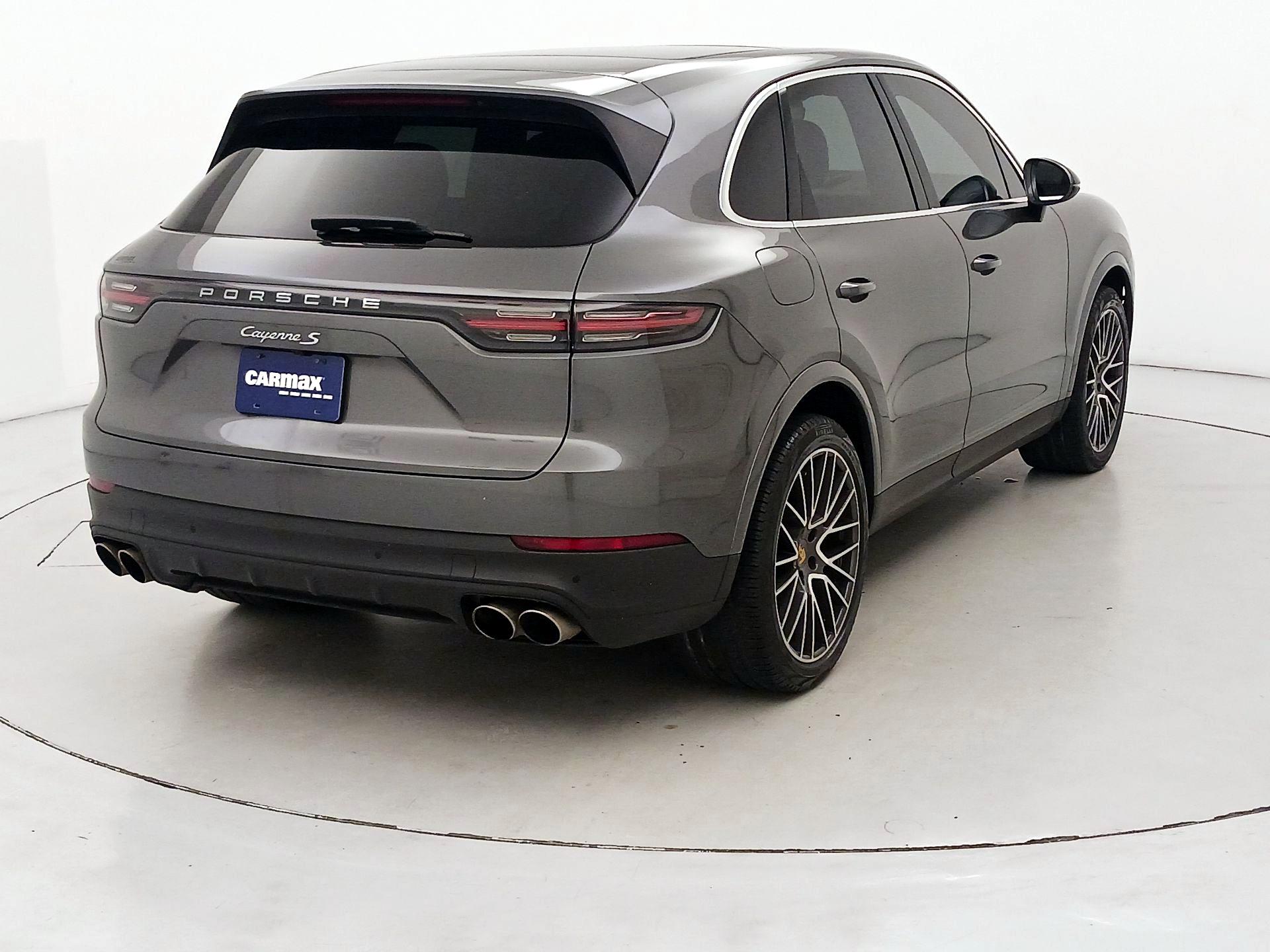Thumbnail: 2019 Porsche Cayenne - 5