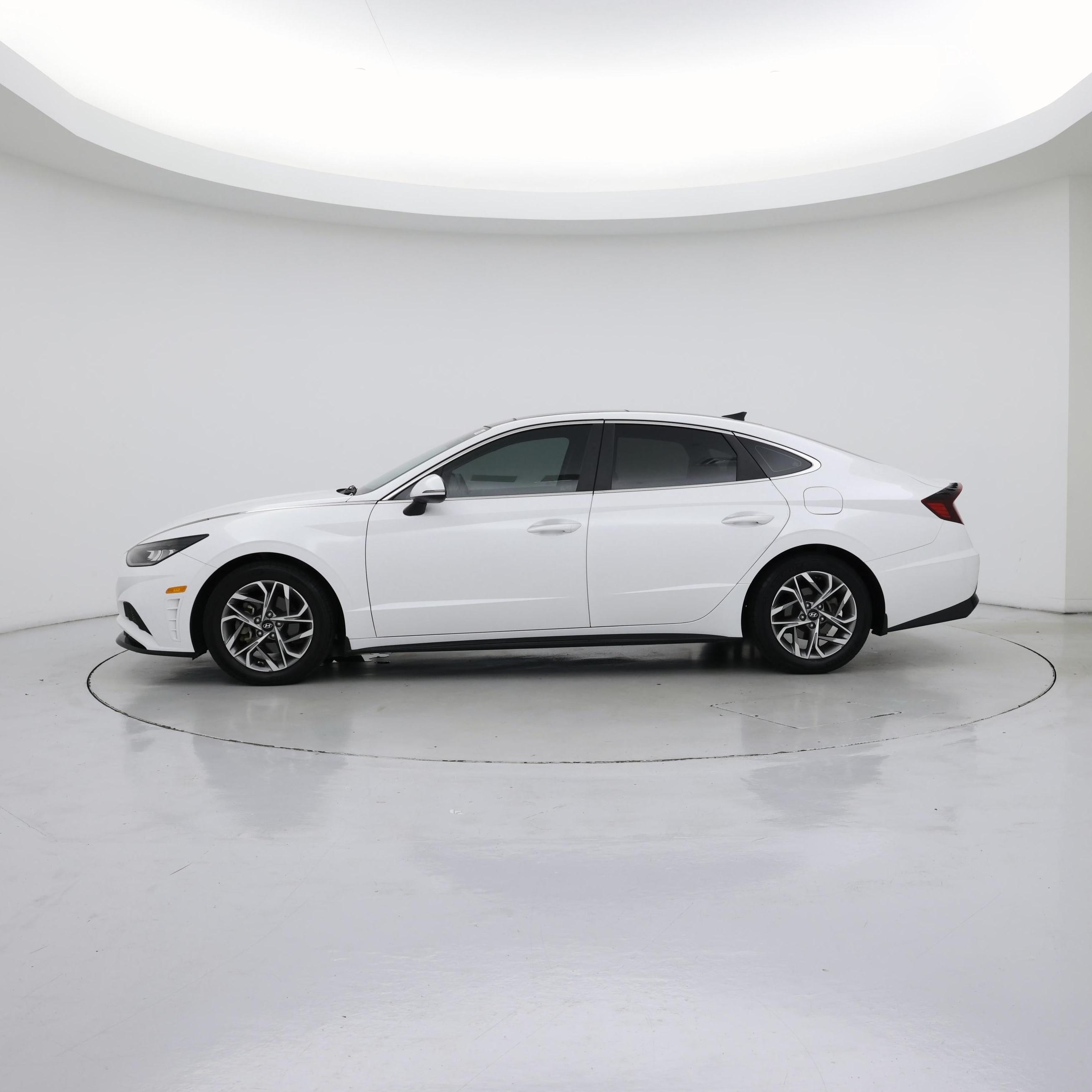Thumbnail: 2022 Hyundai Sonata - 3