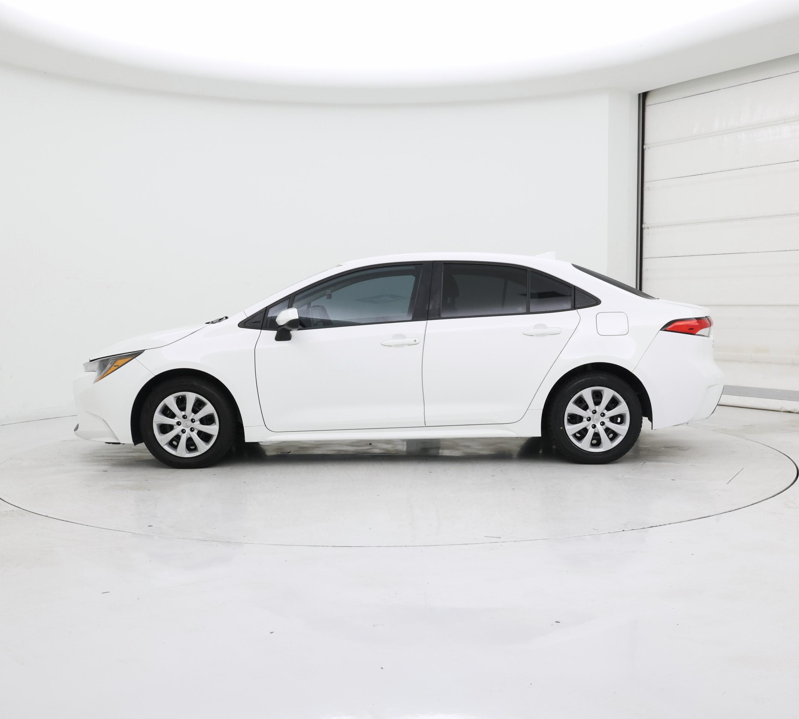 Thumbnail: 2021 Toyota Corolla - 3