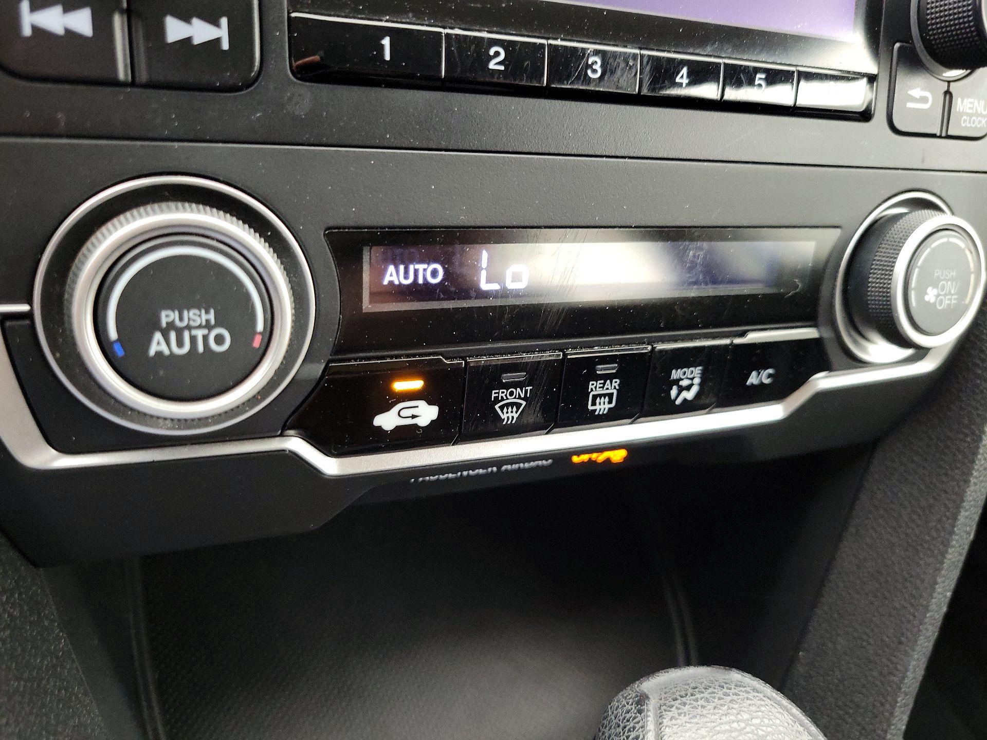 Thumbnail: 2016 Honda Civic - 16