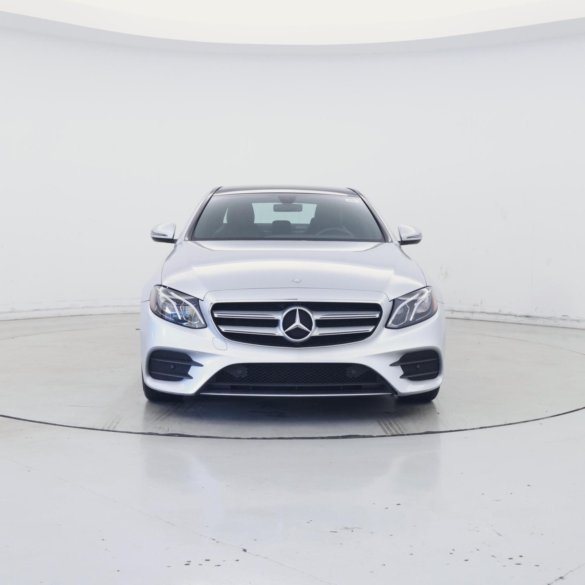 Thumbnail: 2017 Mercedes-Benz E-Class - 5