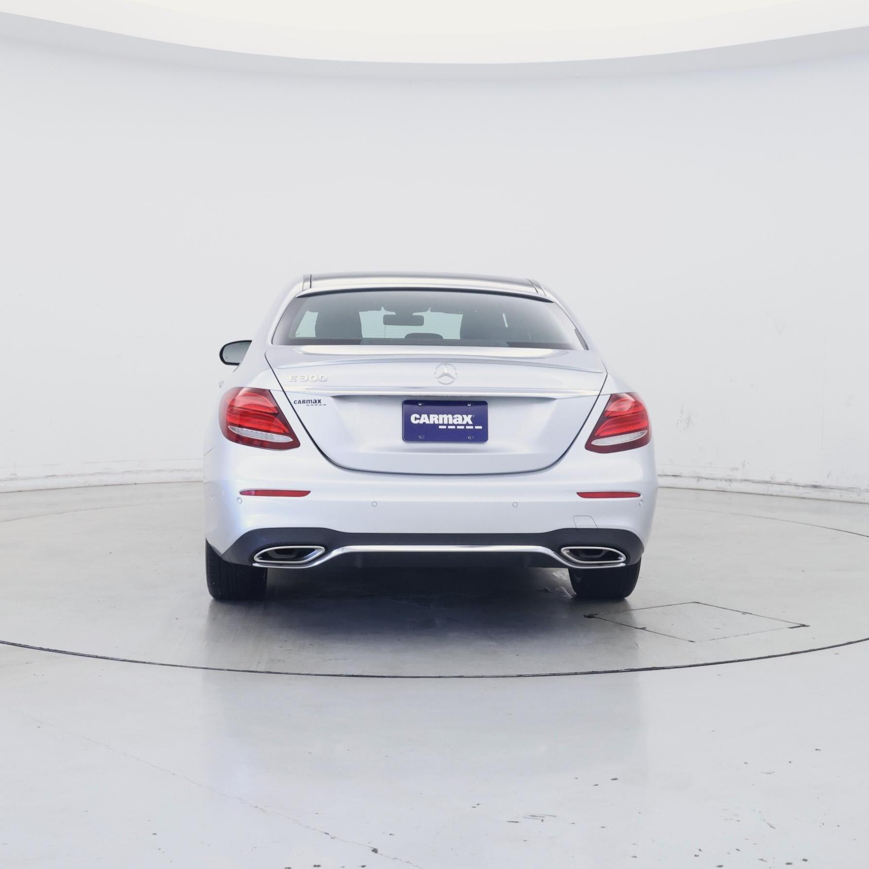 Thumbnail: 2017 Mercedes-Benz E-Class - 6