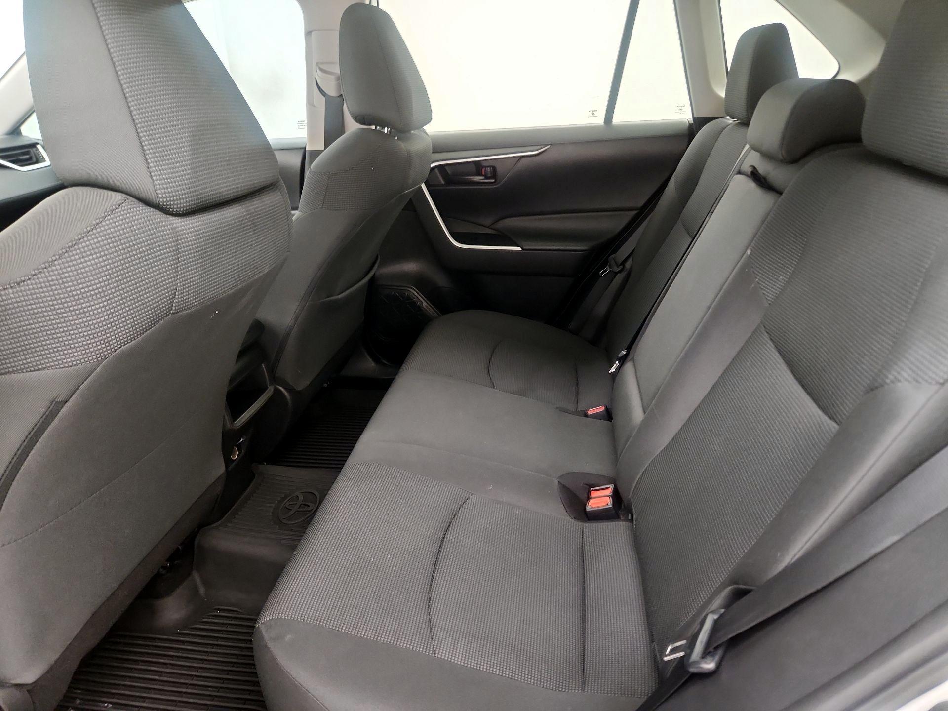 Thumbnail: 2021 Toyota RAV4 - 19