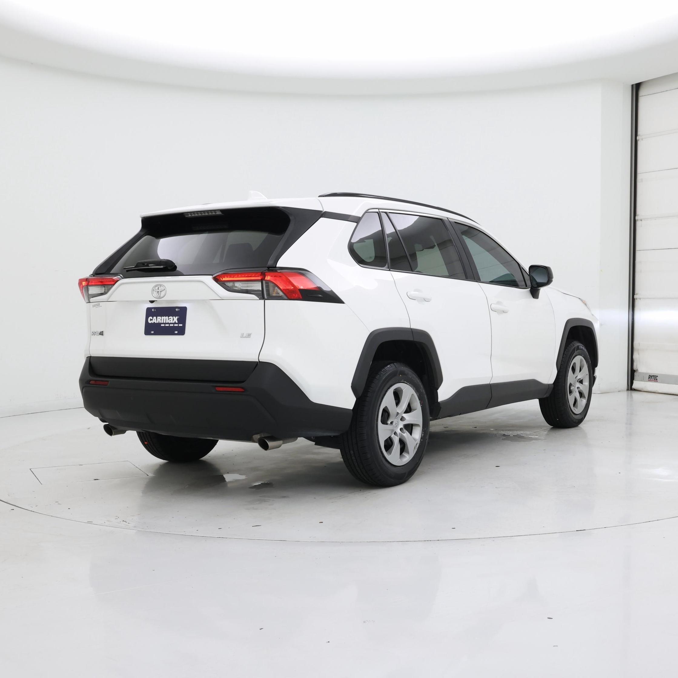 Thumbnail: 2021 Toyota RAV4 - 8