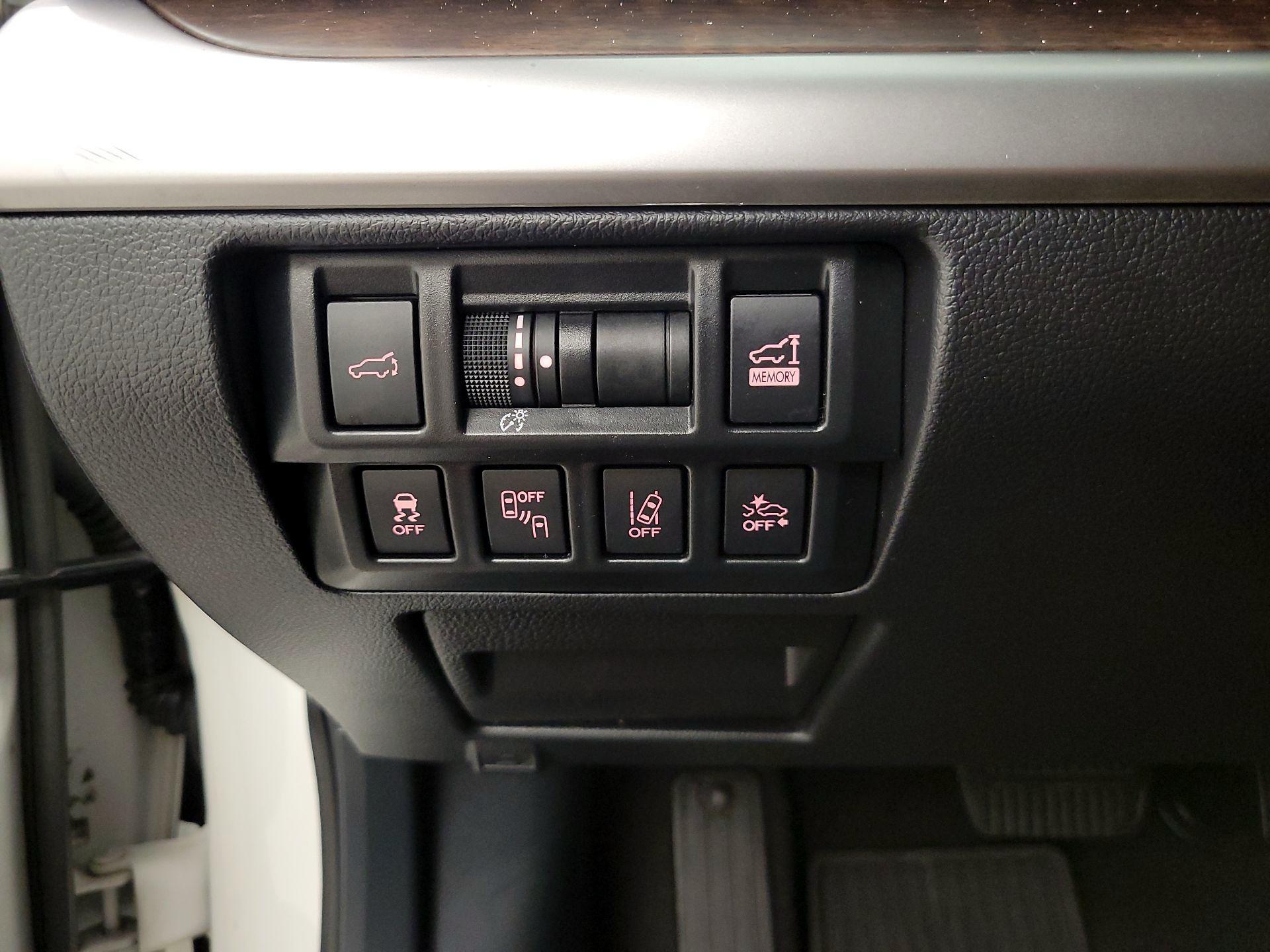 Thumbnail: 2018 Subaru Outback - 13