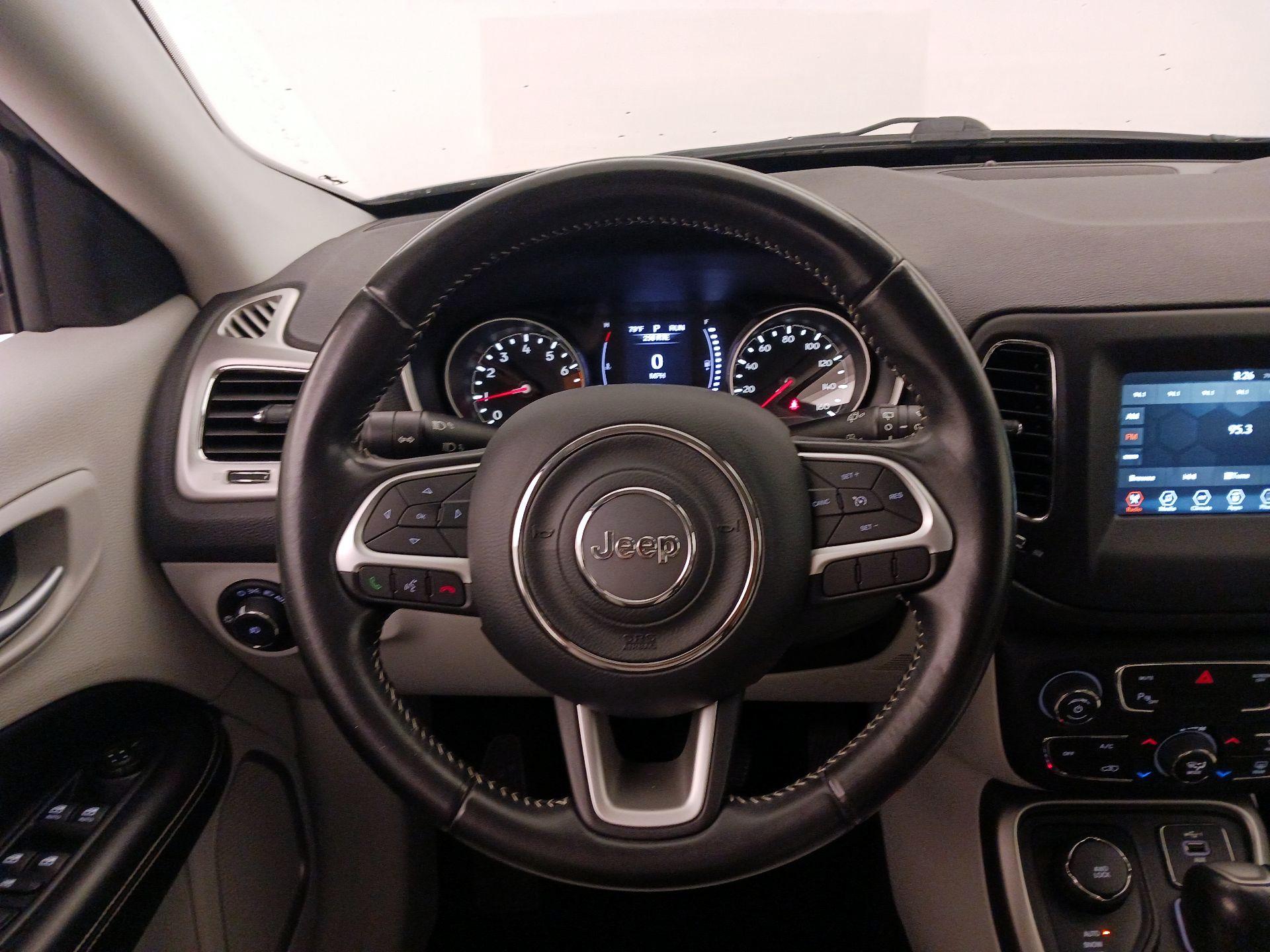 Thumbnail: 2019 Jeep Compass - 10