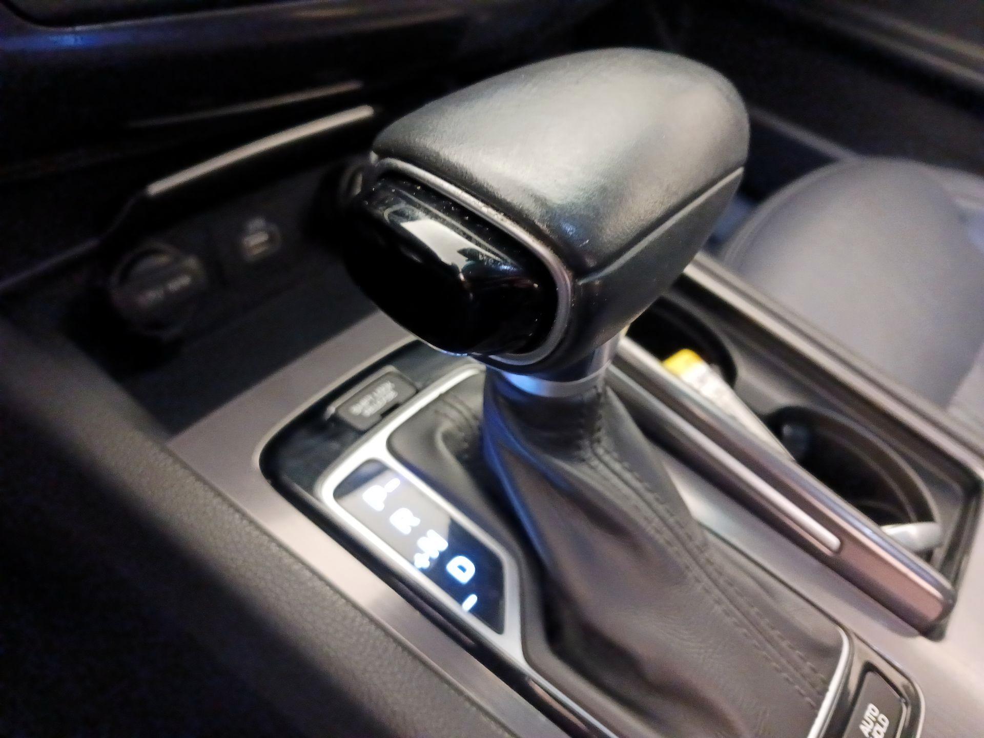 Thumbnail: 2019 Genesis G80 - 18
