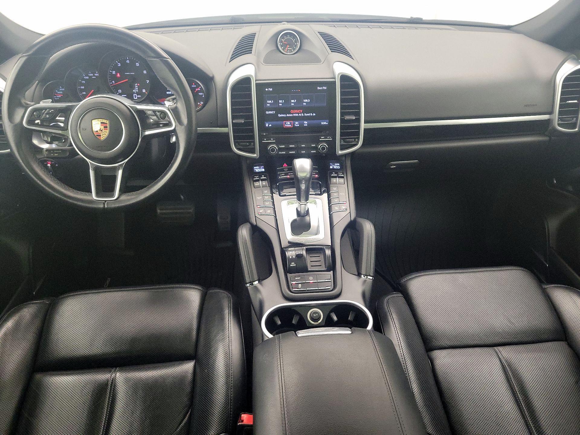 Thumbnail: 2017 Porsche Cayenne - 9