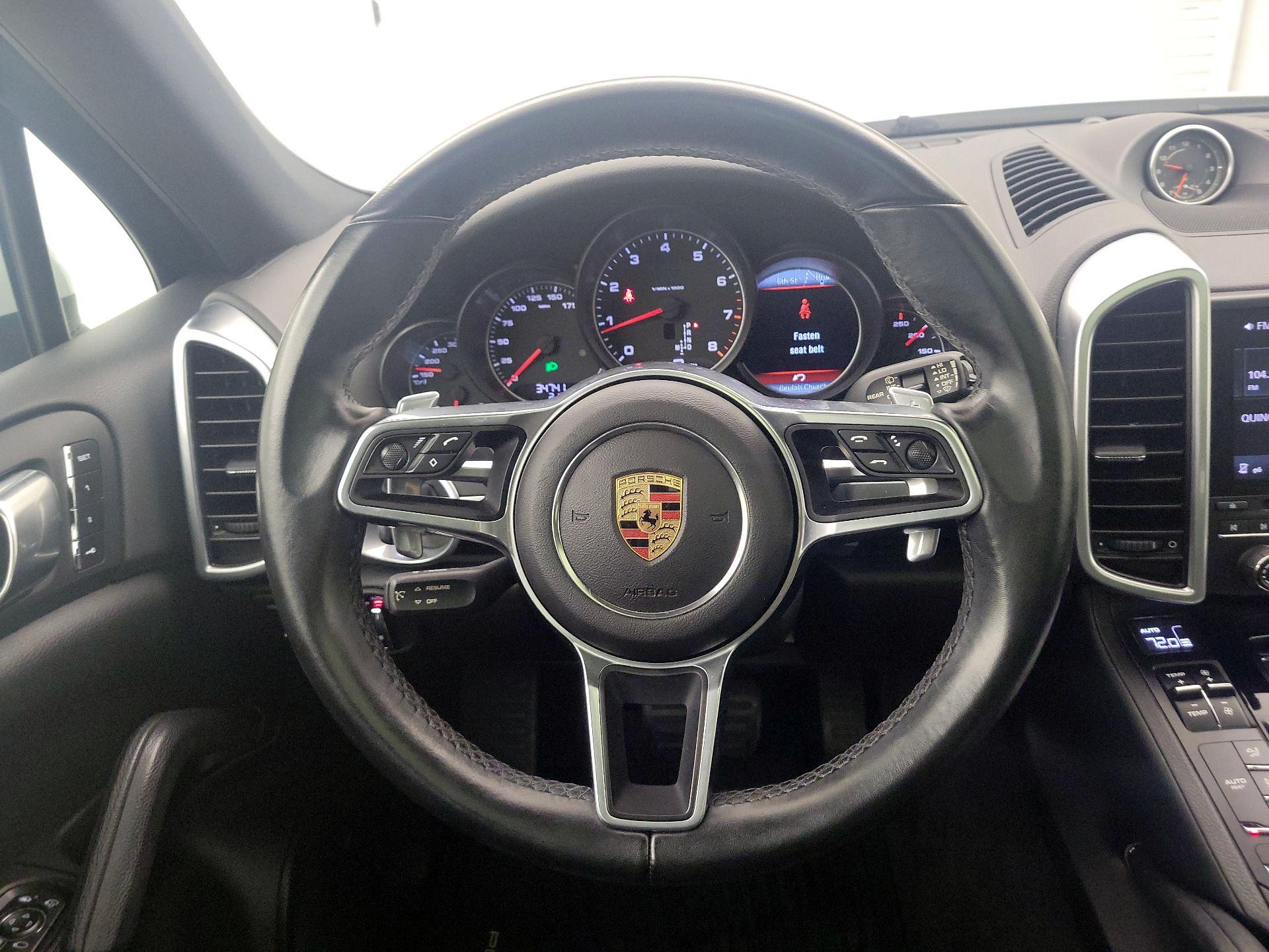 Thumbnail: 2017 Porsche Cayenne - 10
